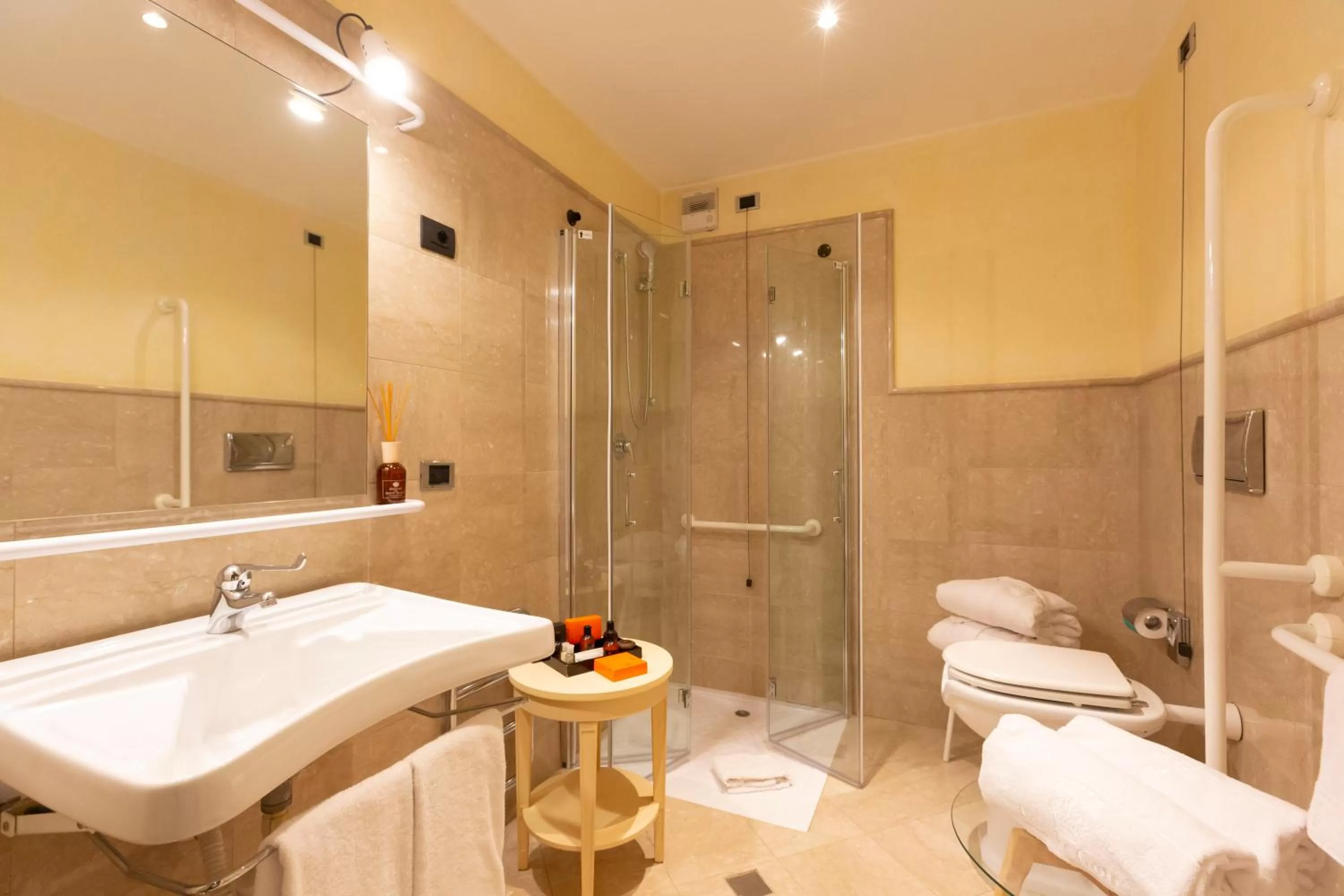 Bathroom in Grand Hotel Royal E Golf