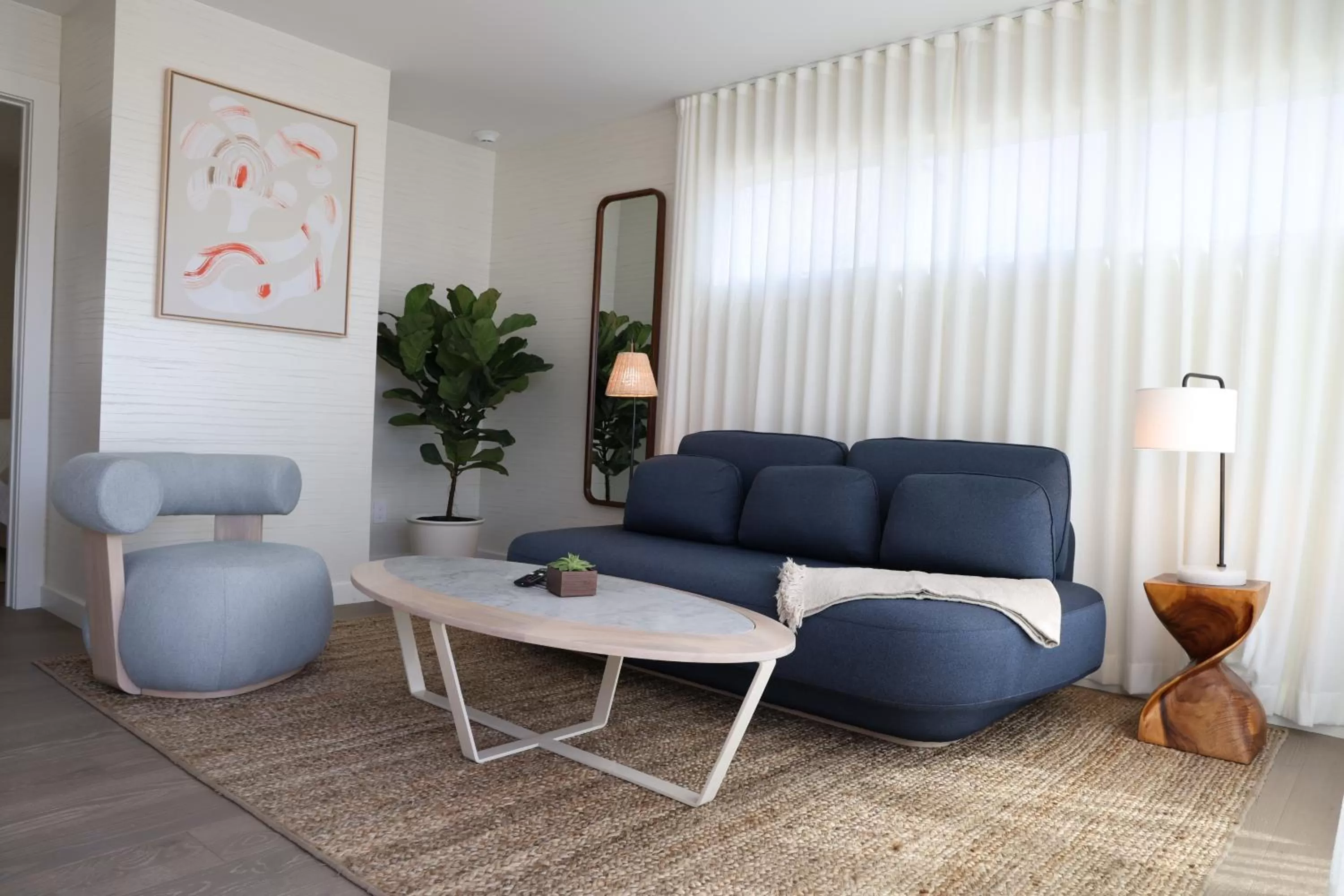 Living room in The Shoals Suites & Slips