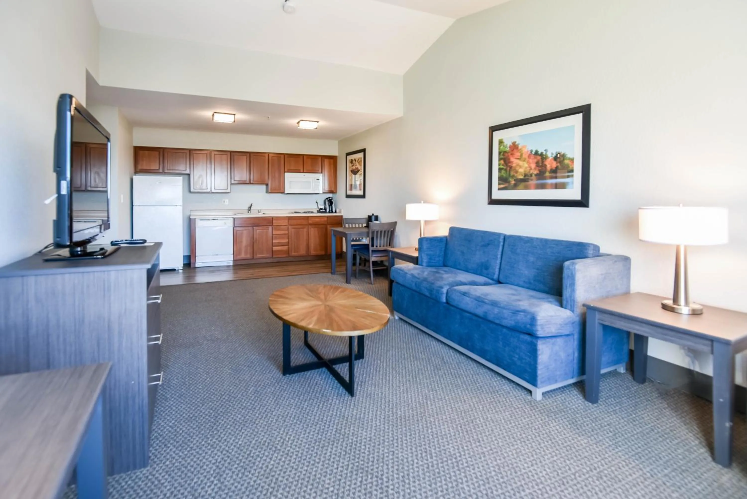 TV and multimedia in Shutters Hotel