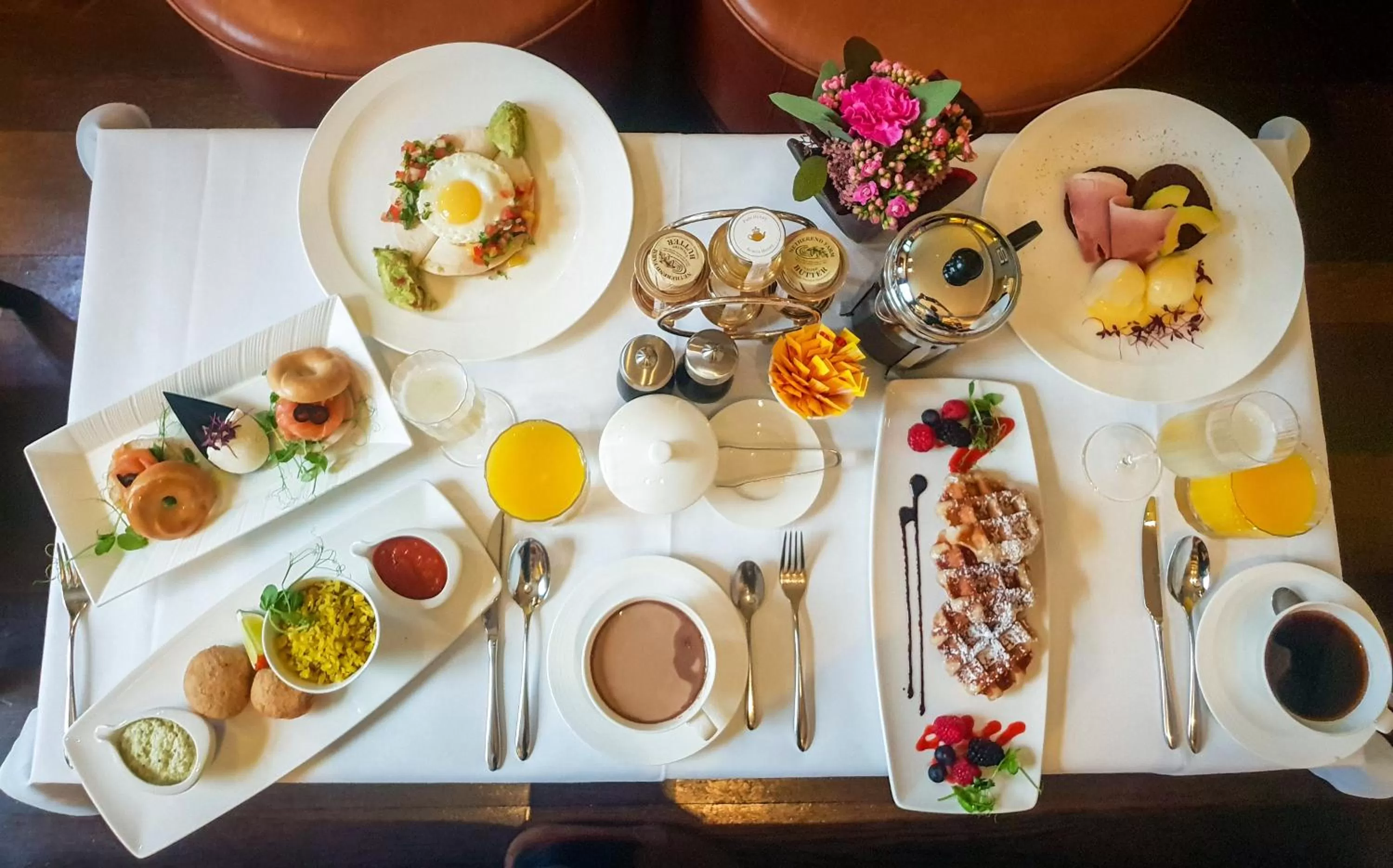 Restaurant/places to eat in Taj 51 Buckingham Gate Suites and Residences