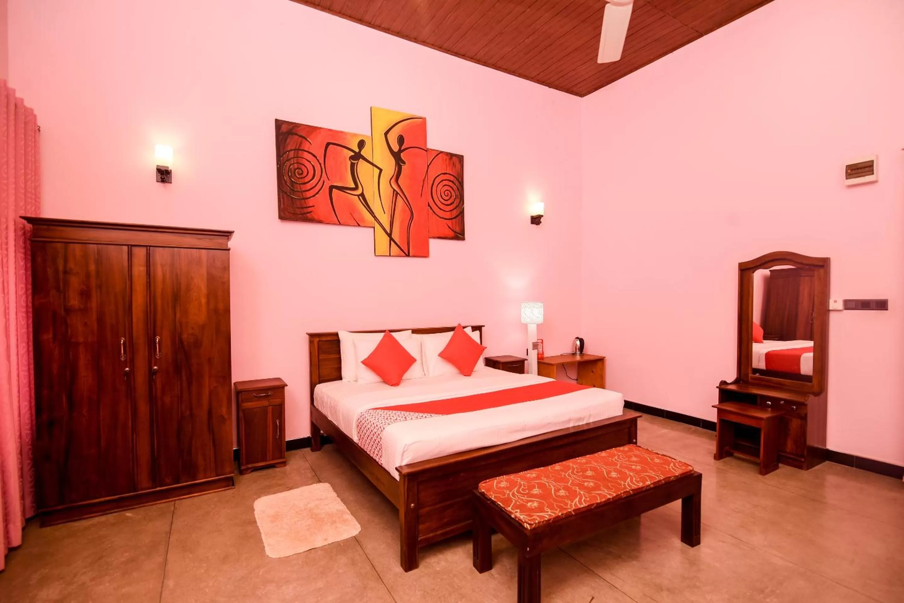 Bedroom, Bed in Man Mountain Villa