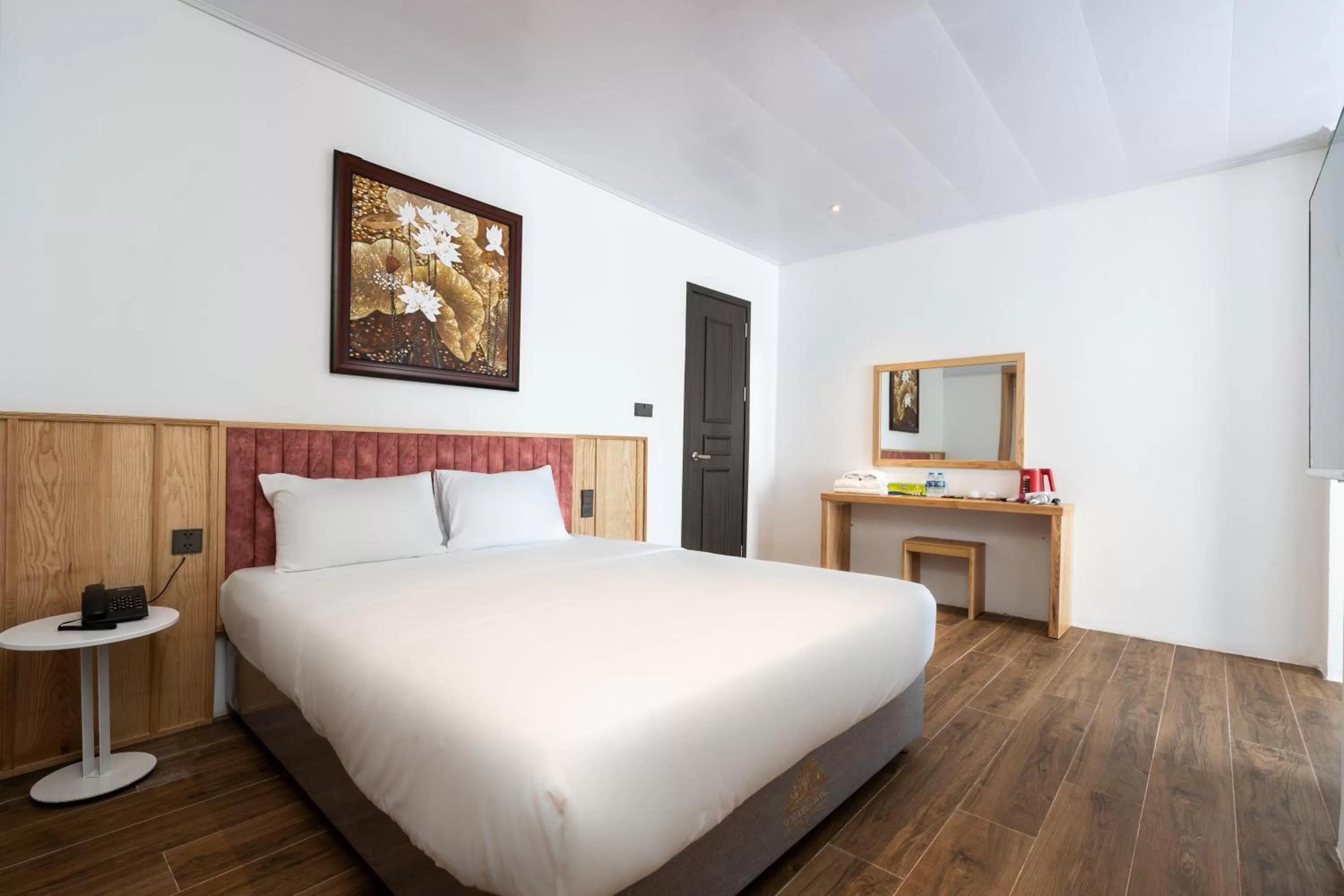 Bed in Haven Hut Hotel