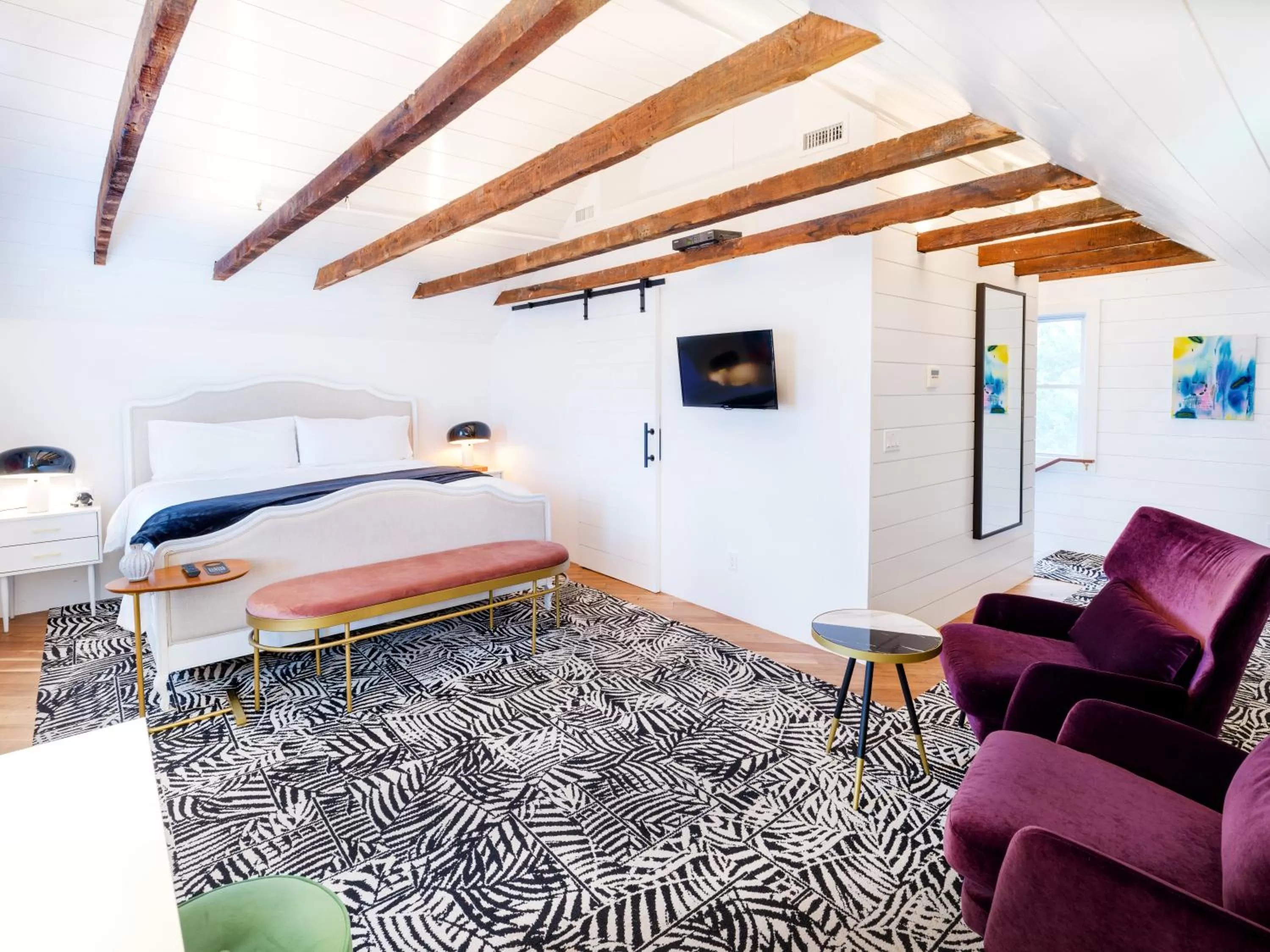 Bed in American Beech Hotel