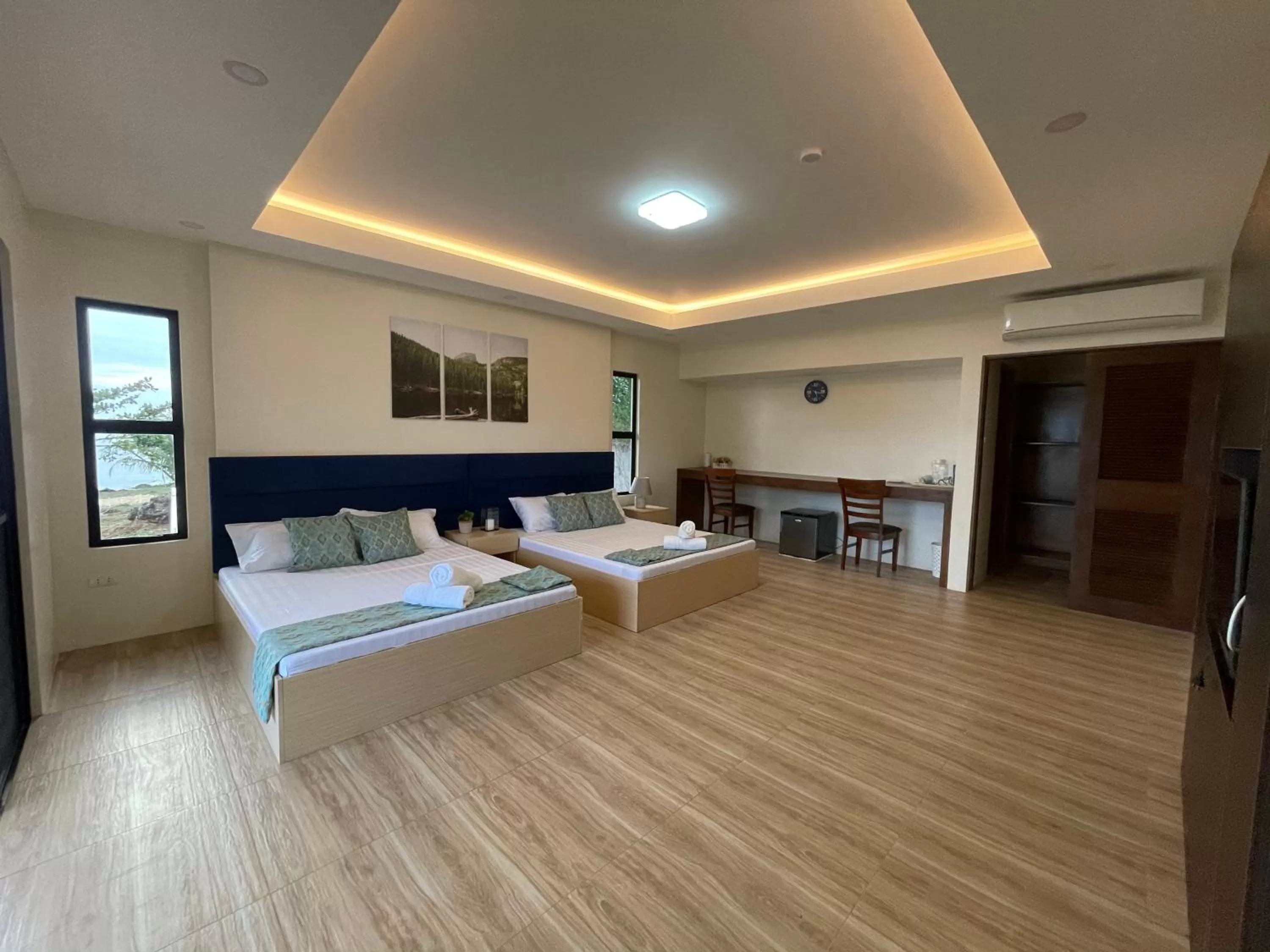 Bed in FIG Sunset View Resort