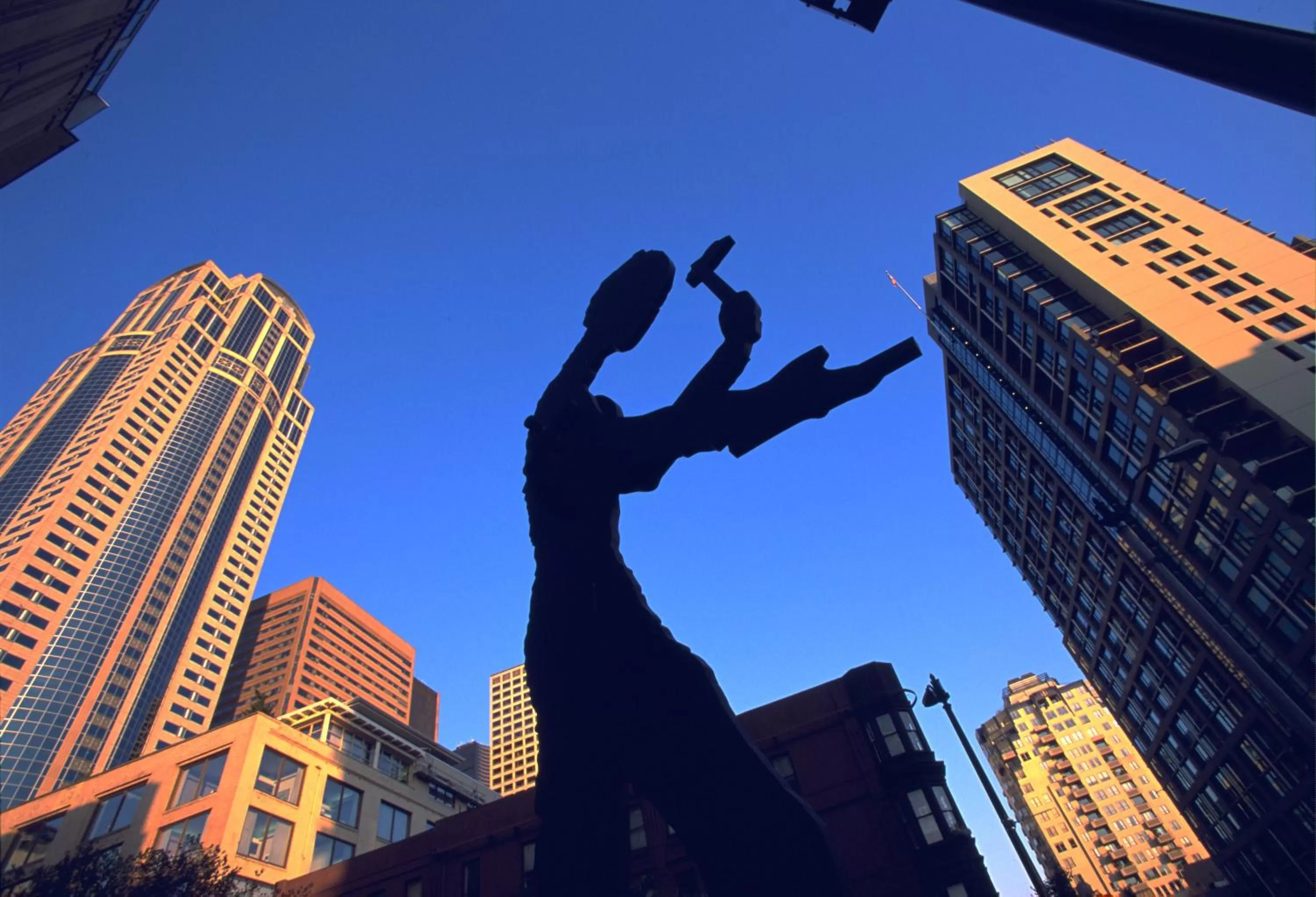 Area and facilities in Hotel Max