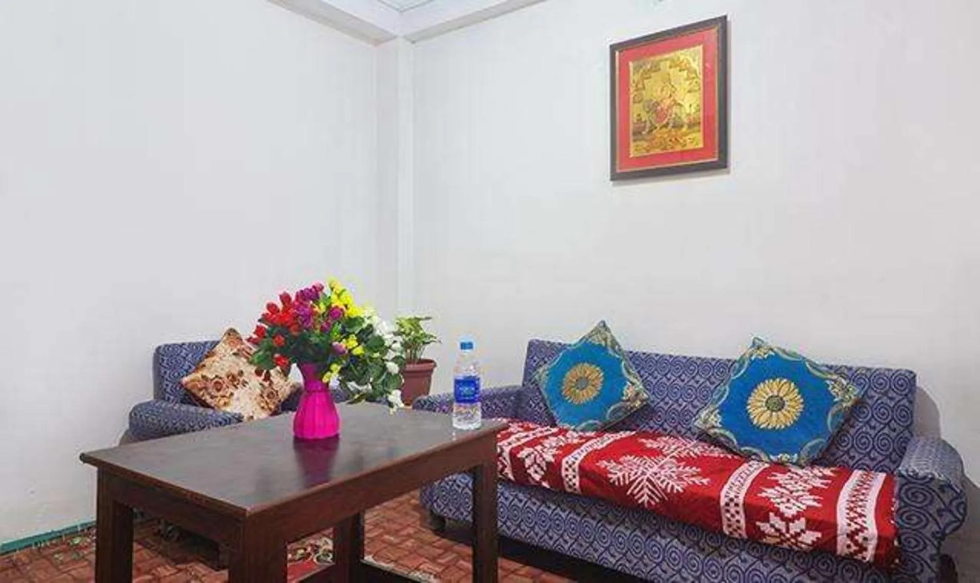 Seating Area in FabExpress Laxmi Niwas