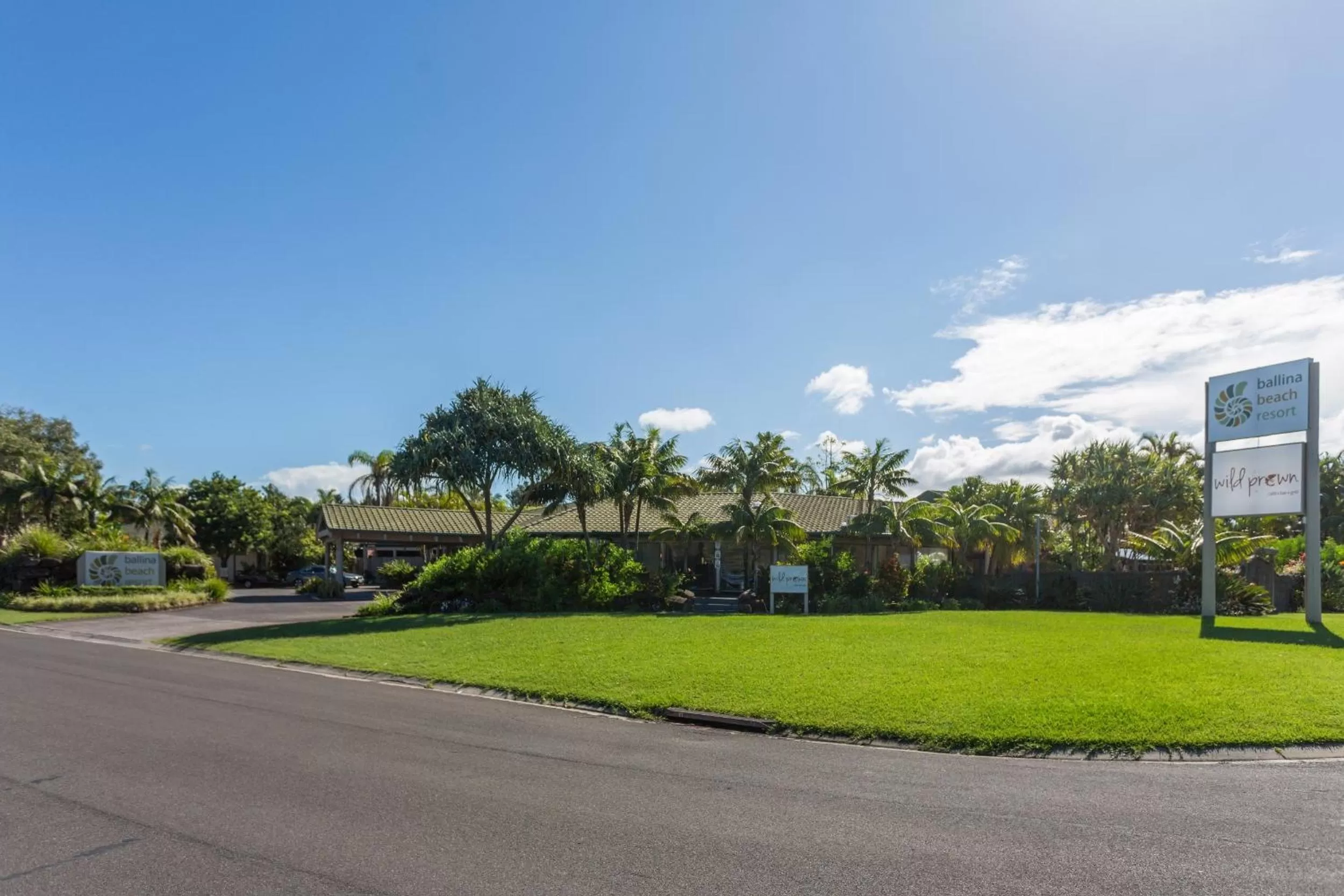 Facade/entrance in Ballina Beach Resort