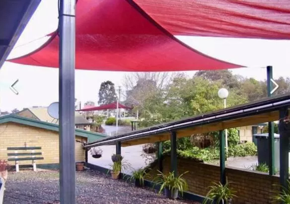 Property building in Orbost Country Man Motor Inn