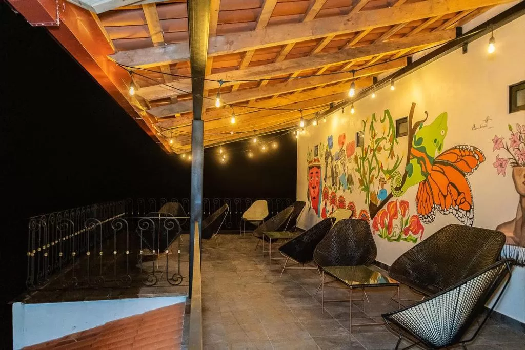 Restaurant/places to eat in Hotel Danini