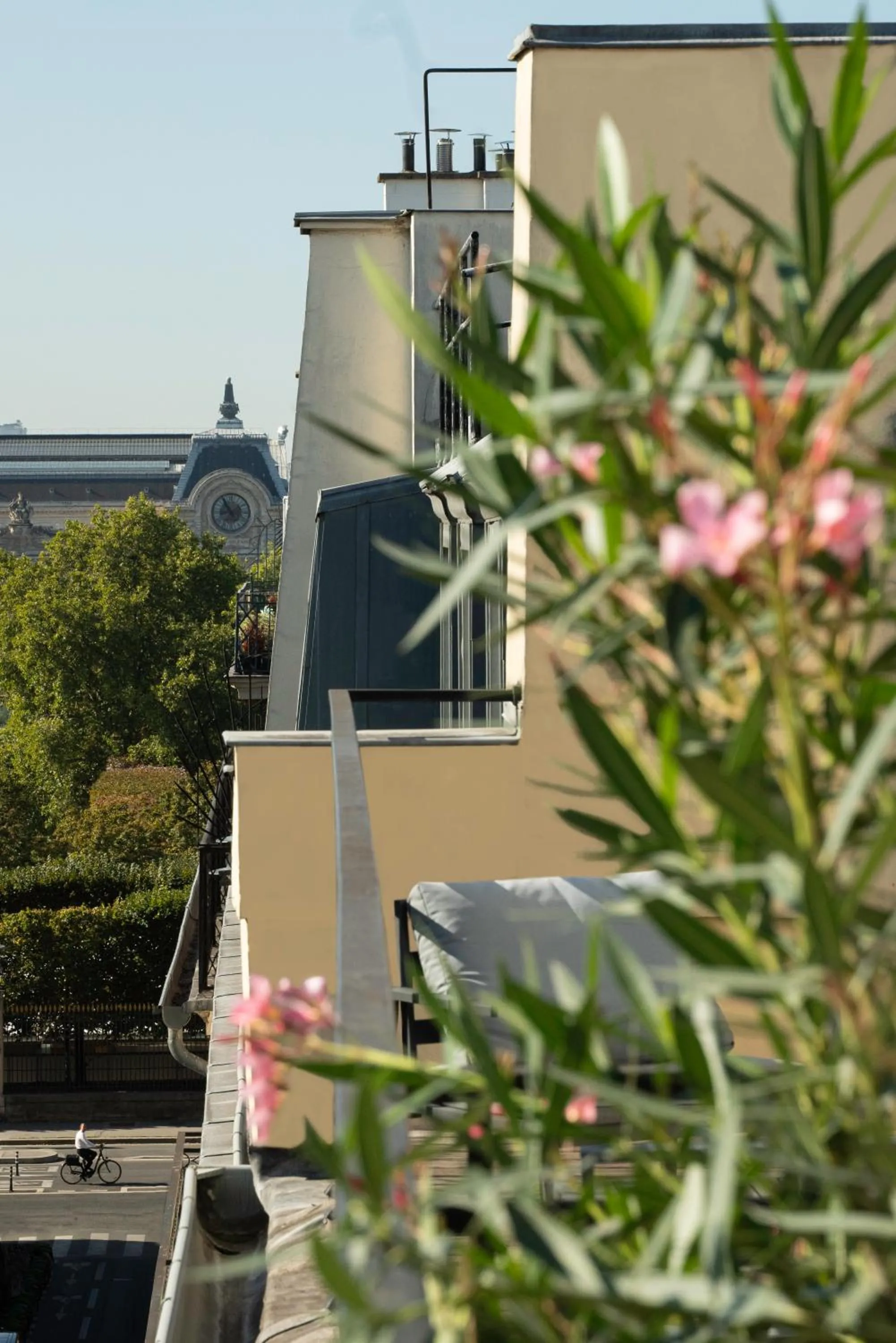 Balcony/Terrace in Hotel Royal Saint Honore Paris Louvre