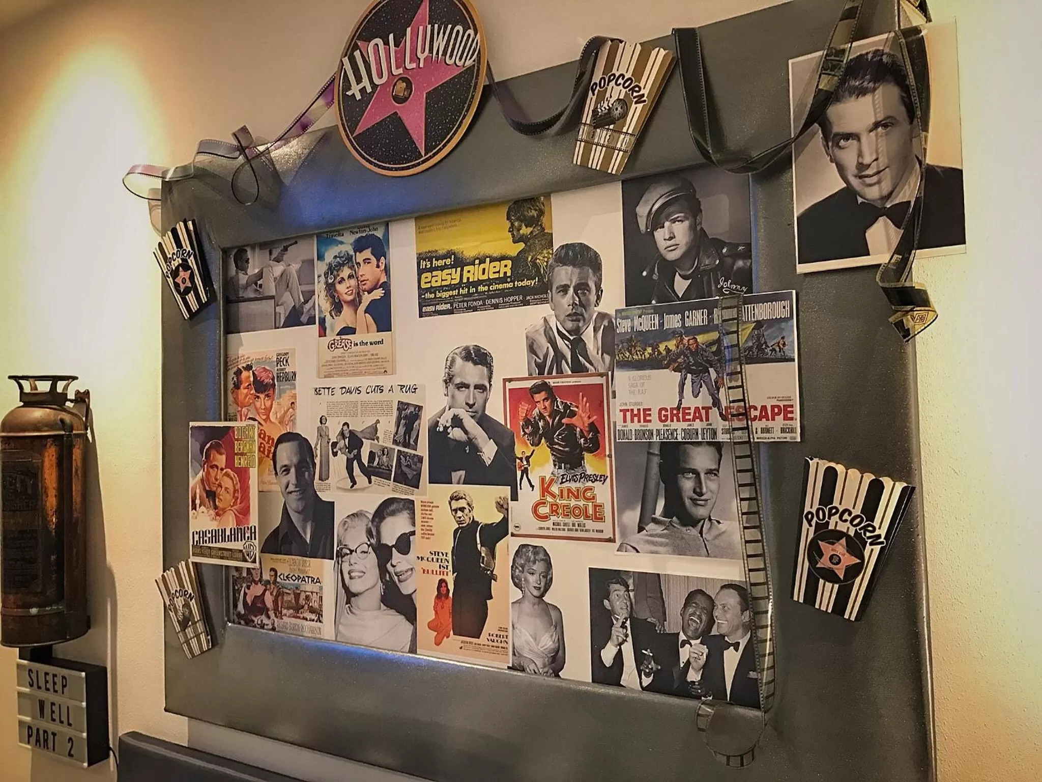 Photo of the whole room in Road Stop Wuppertal