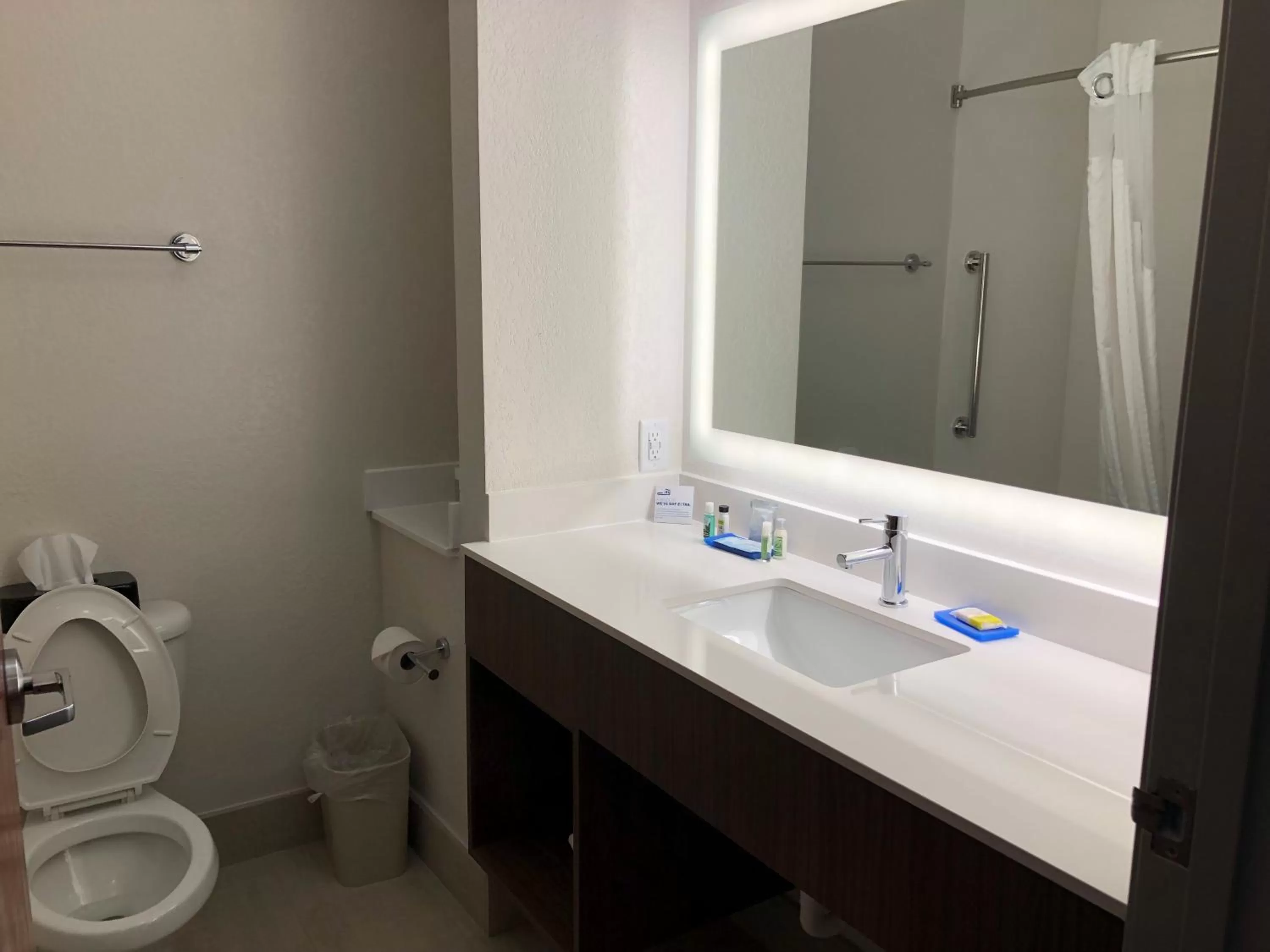 Holiday Inn Express Hotel & Suites Franklin by IHG