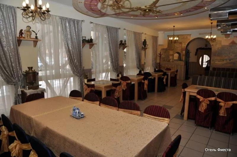 Restaurant/Places to Eat in Fiesta