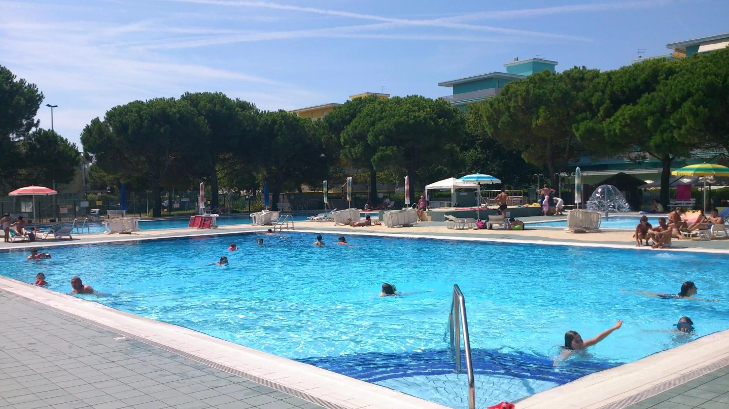 Swimming Pool in Residence Valbella - GETURHOTELS
