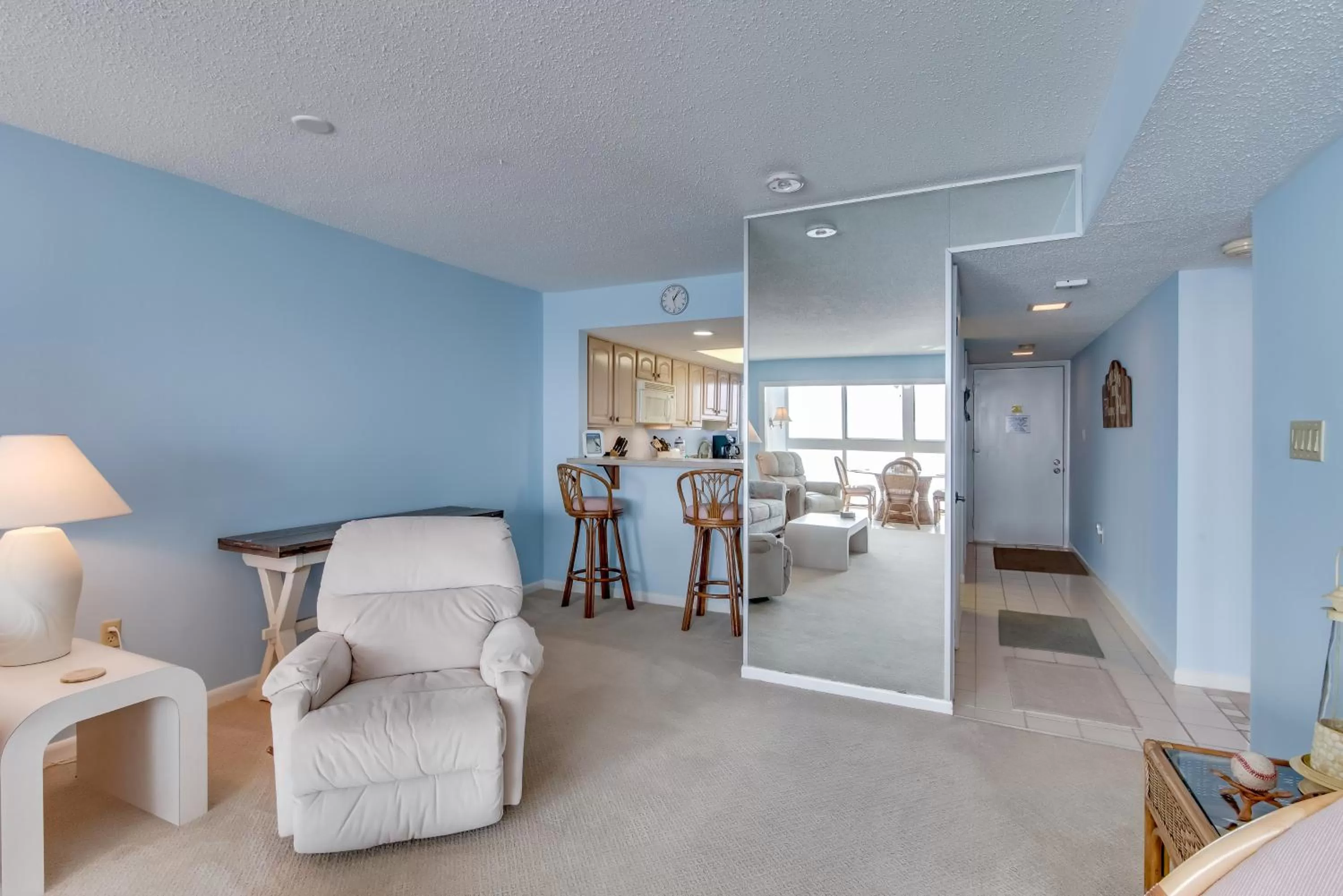 Seating Area in Edgewater West #62