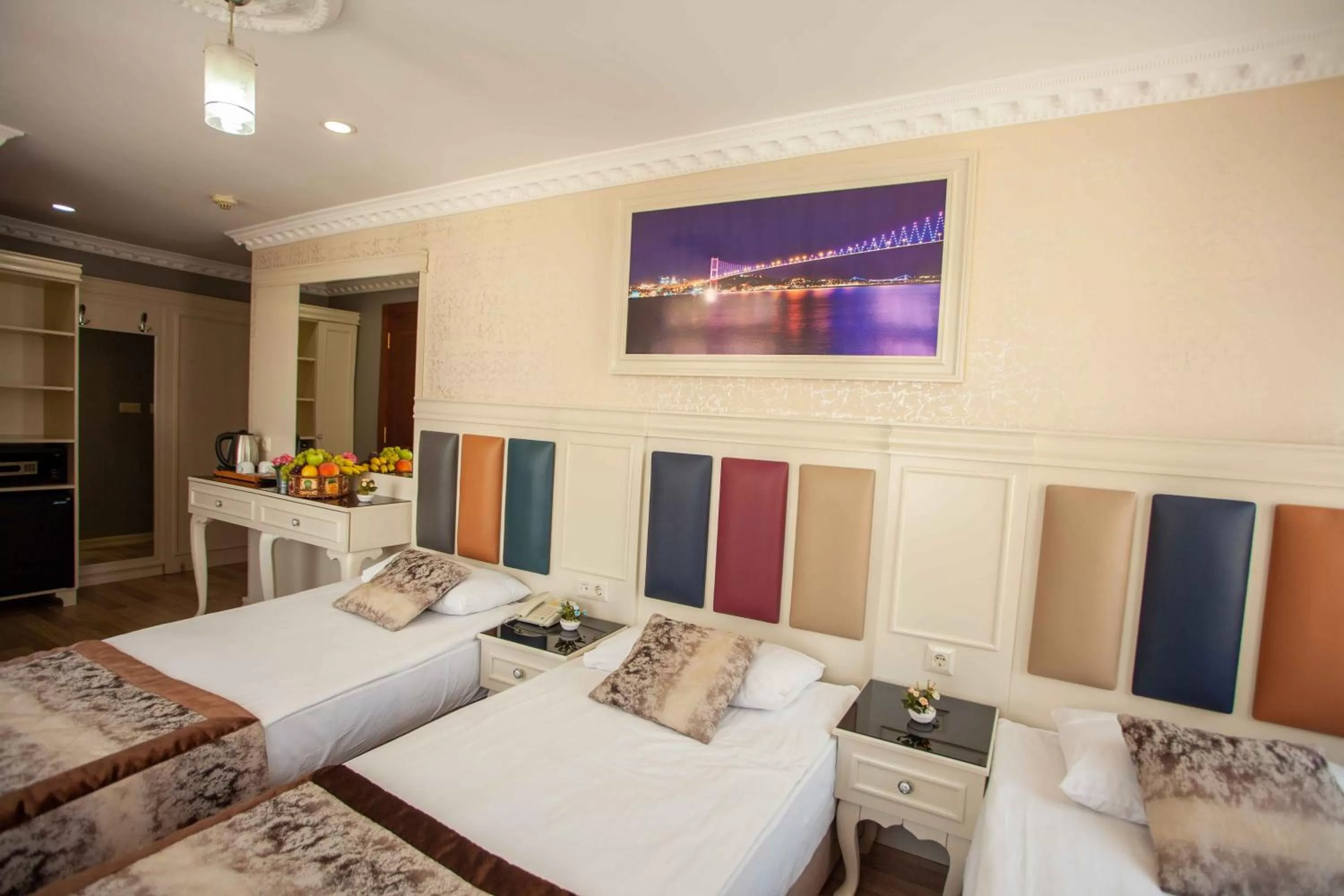 Bedroom in Best Nobel Hotel