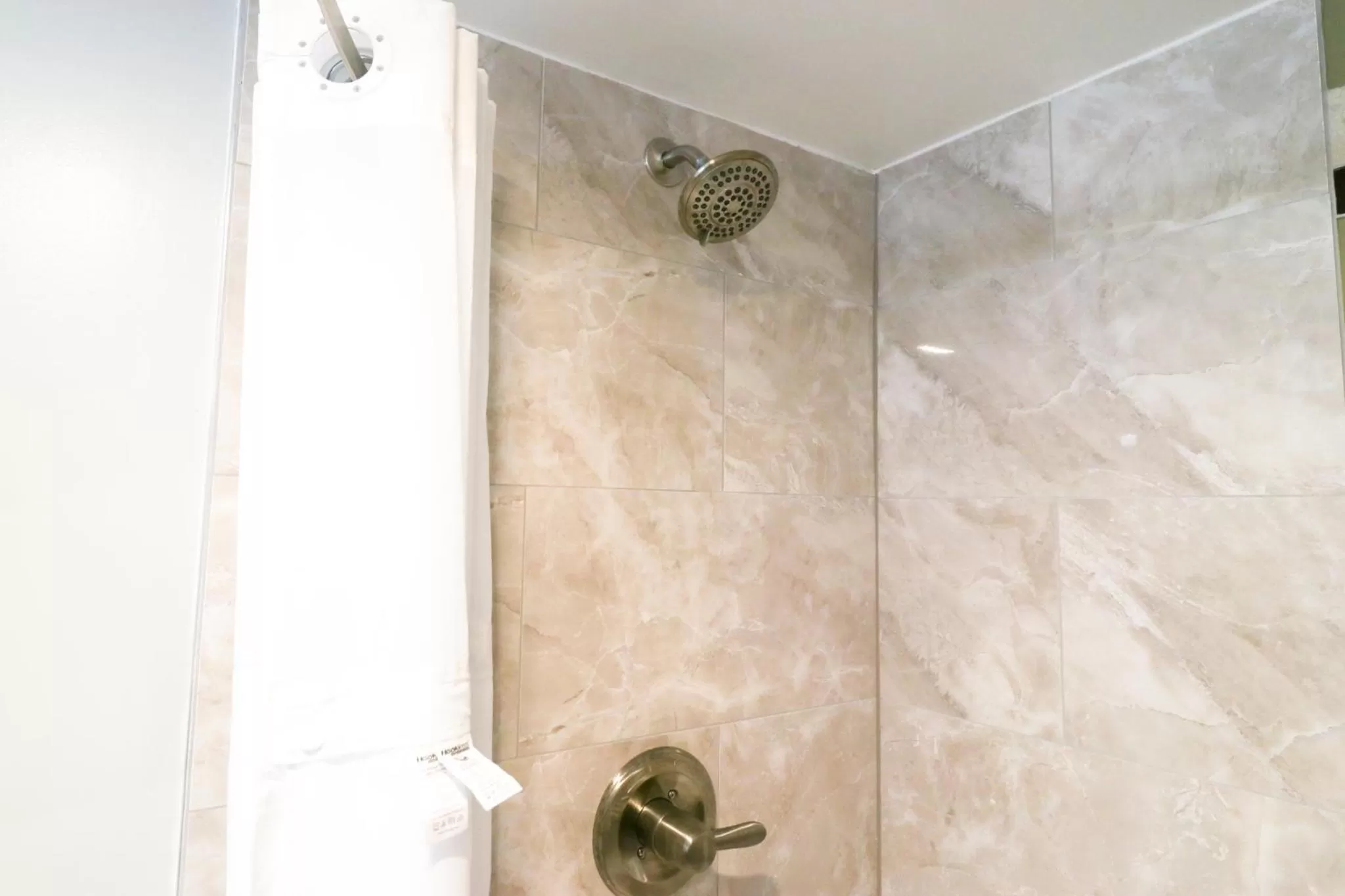 Bathroom in Envi Boutique Hotel Henderson-Evansville South