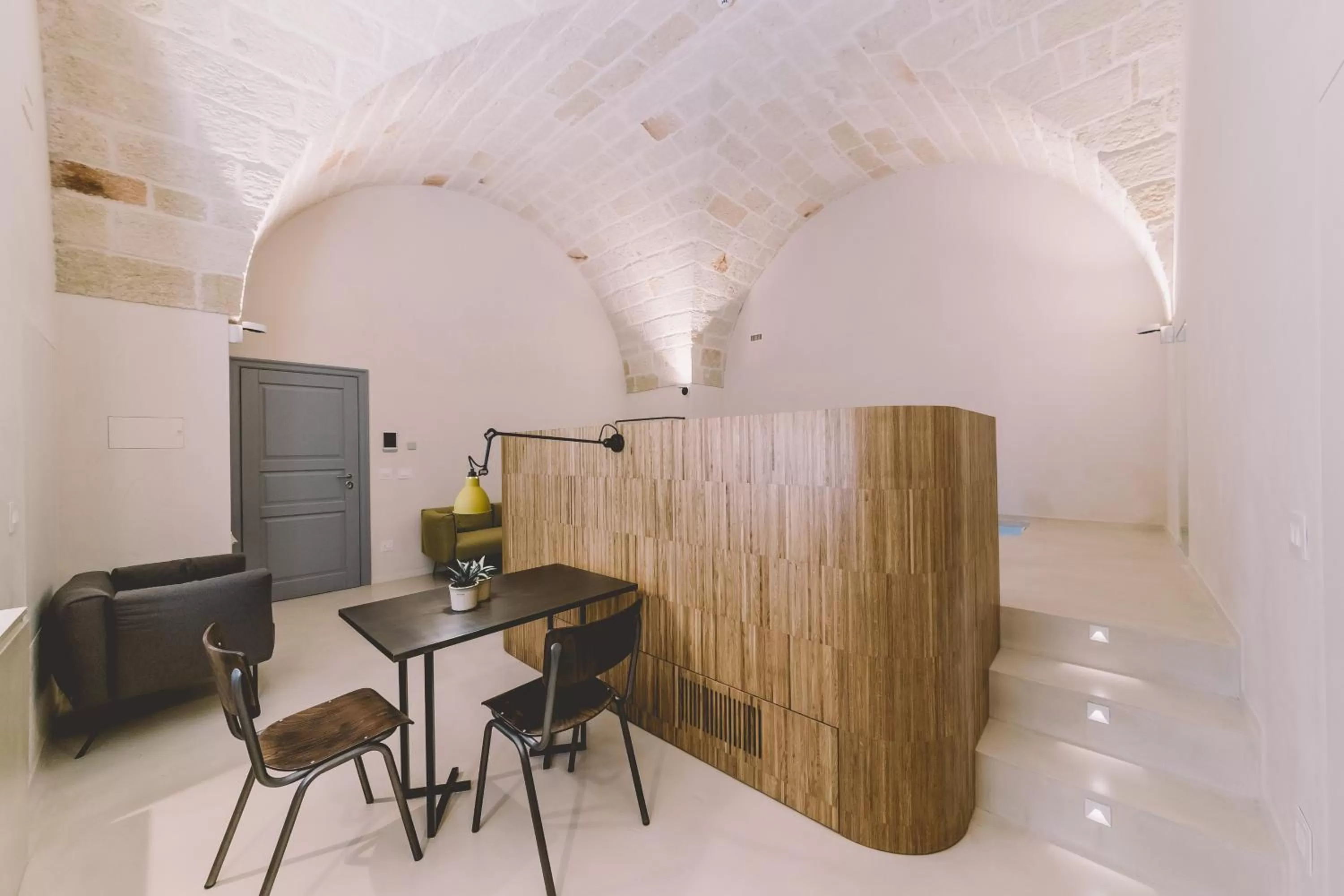 Decorative detail, Seating Area in Cinquevite