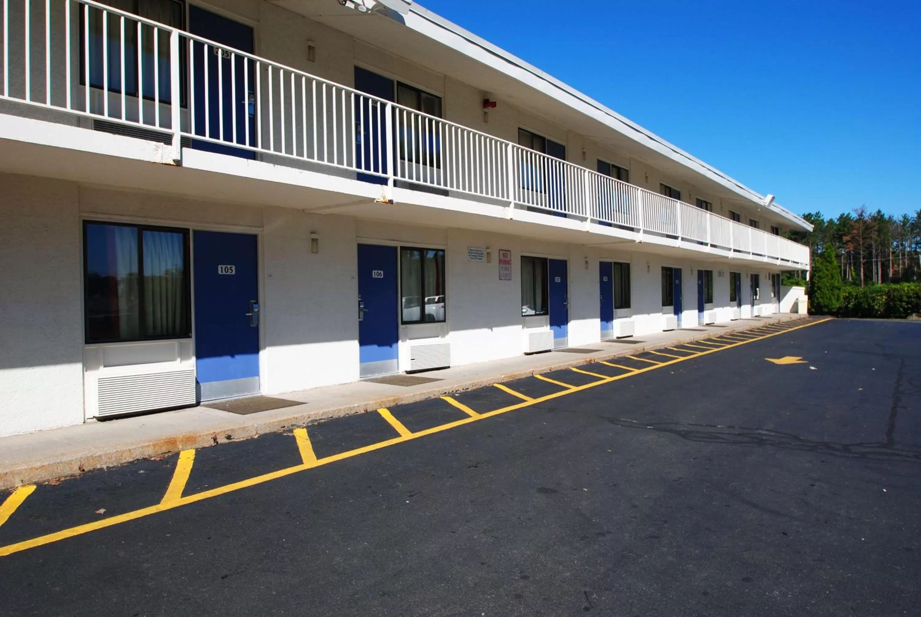 Property building in Motel 6-Chicopee, MA - Springfield