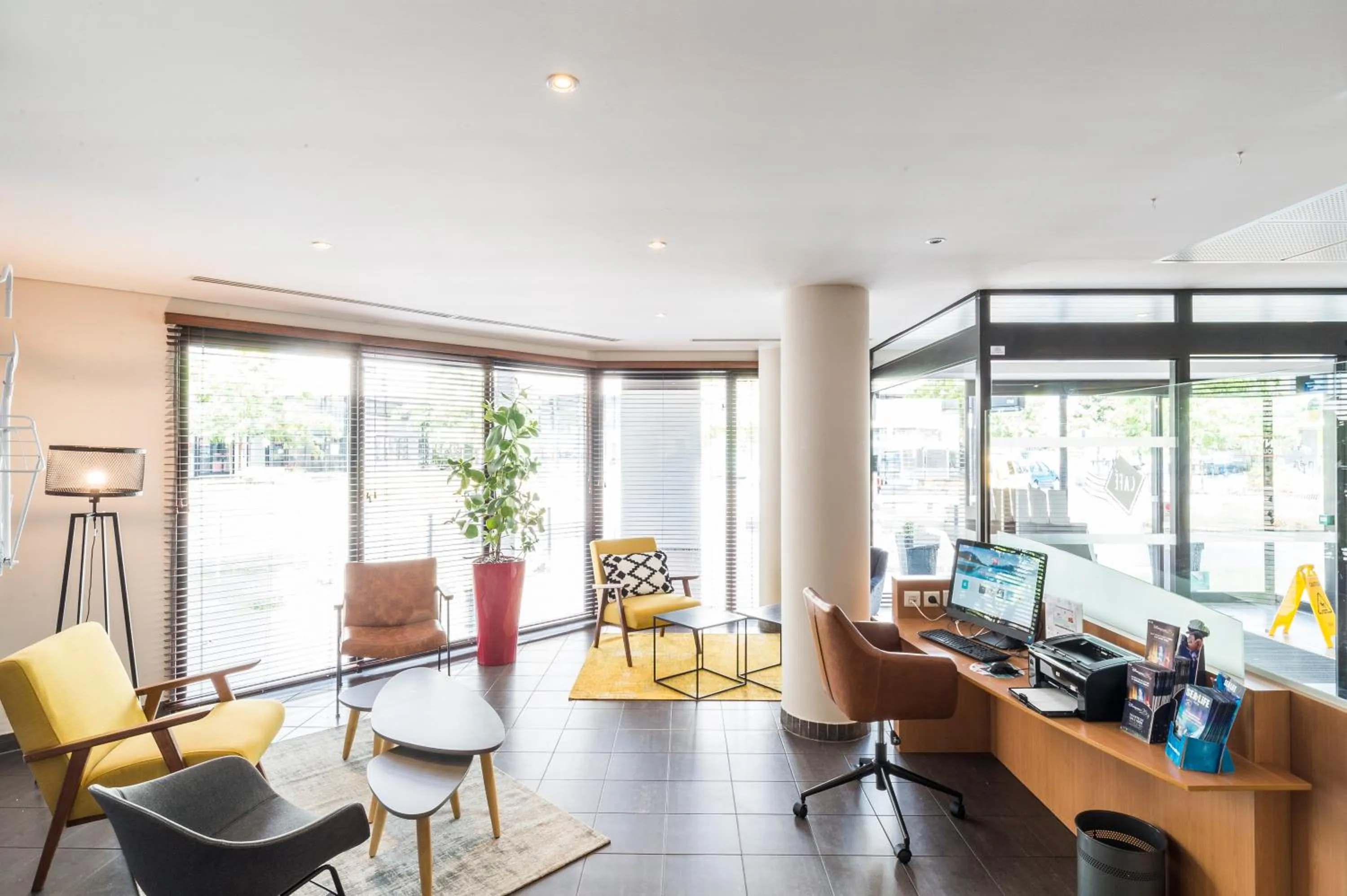 Living room in ibis Marne La Vallée Val d'Europe