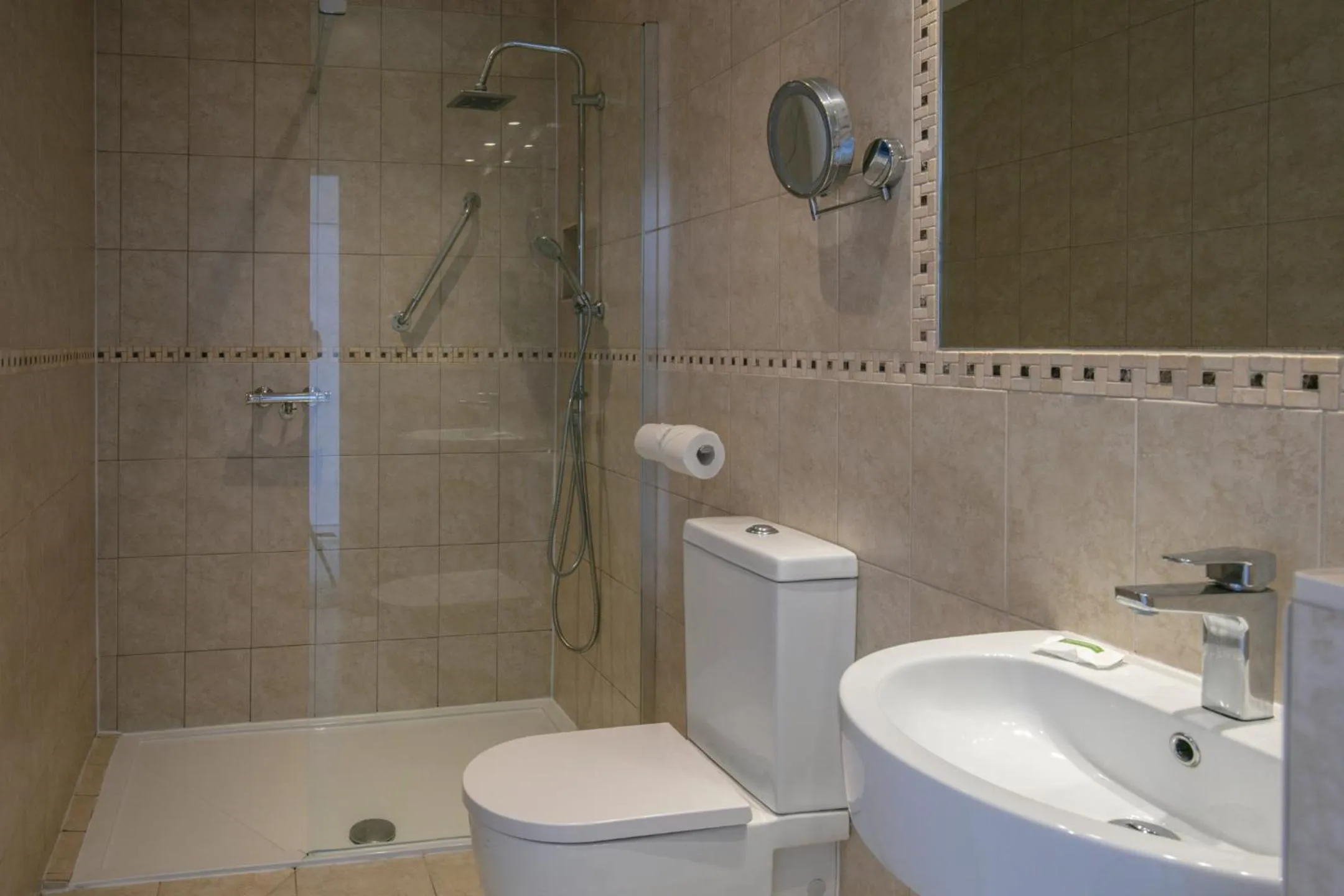 Bathroom in Best Western York House Hotel