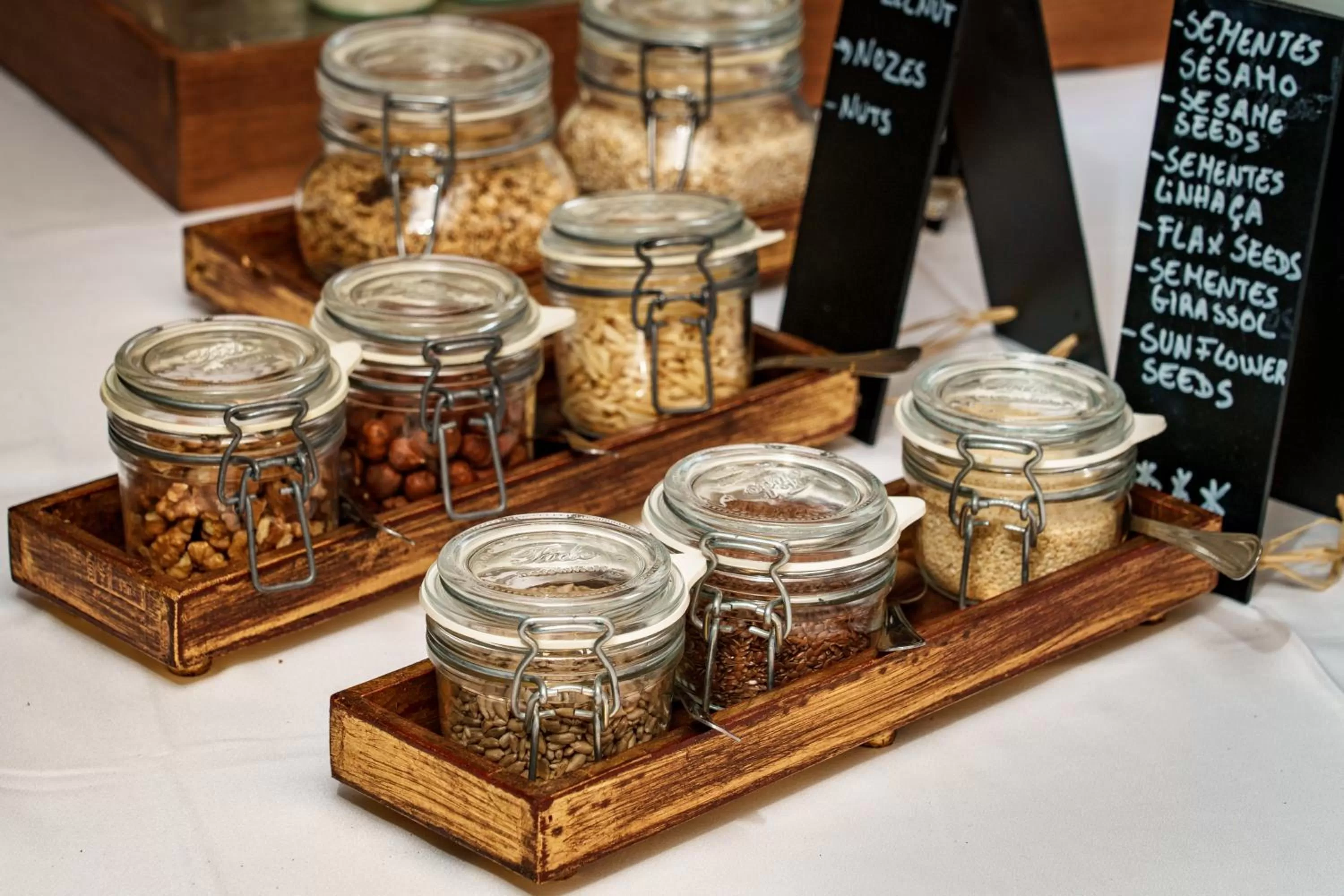 Food and drinks in Hotel Dom Goncalo & Spa