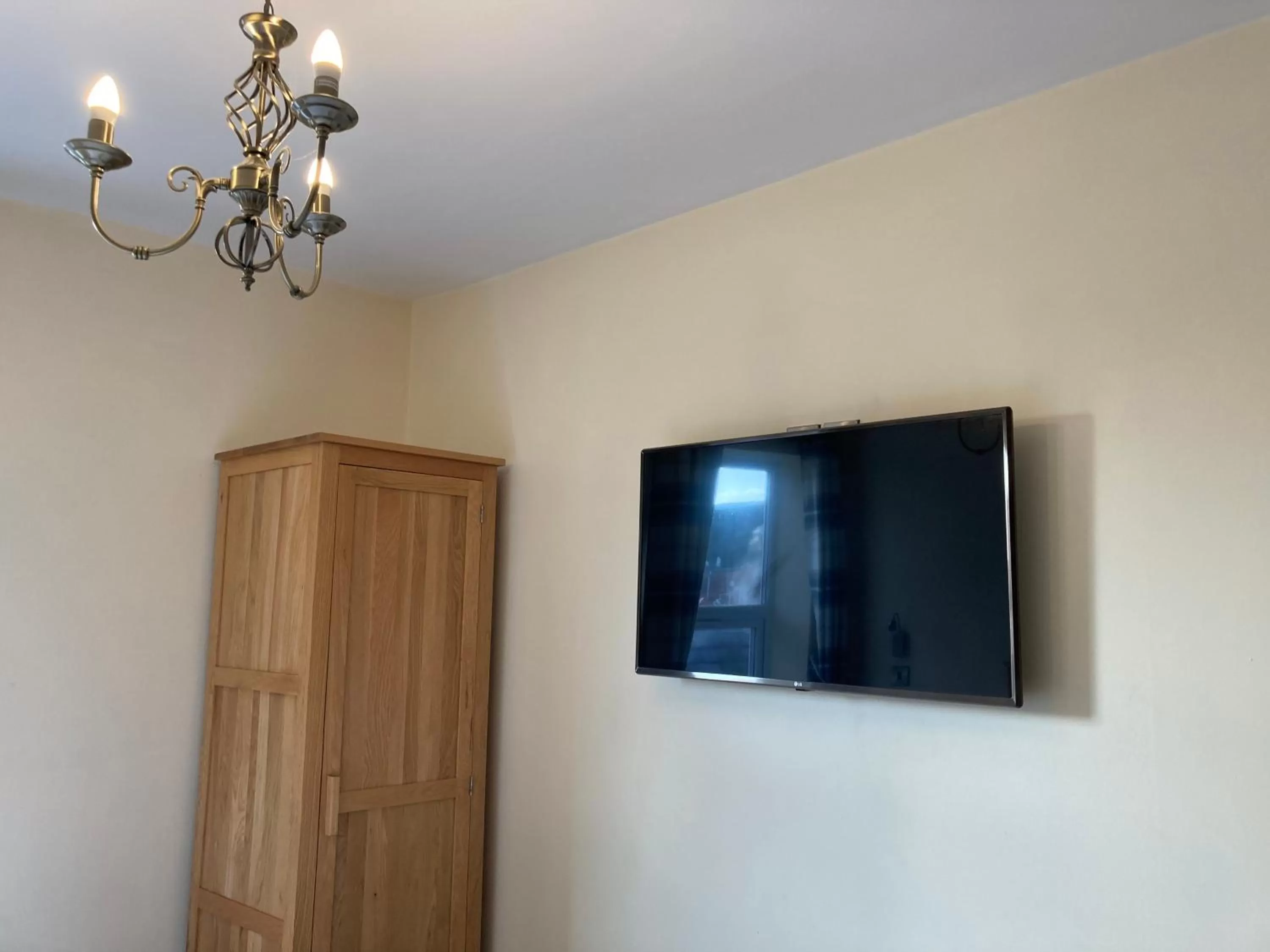 TV and multimedia in Pepper Street Rooms