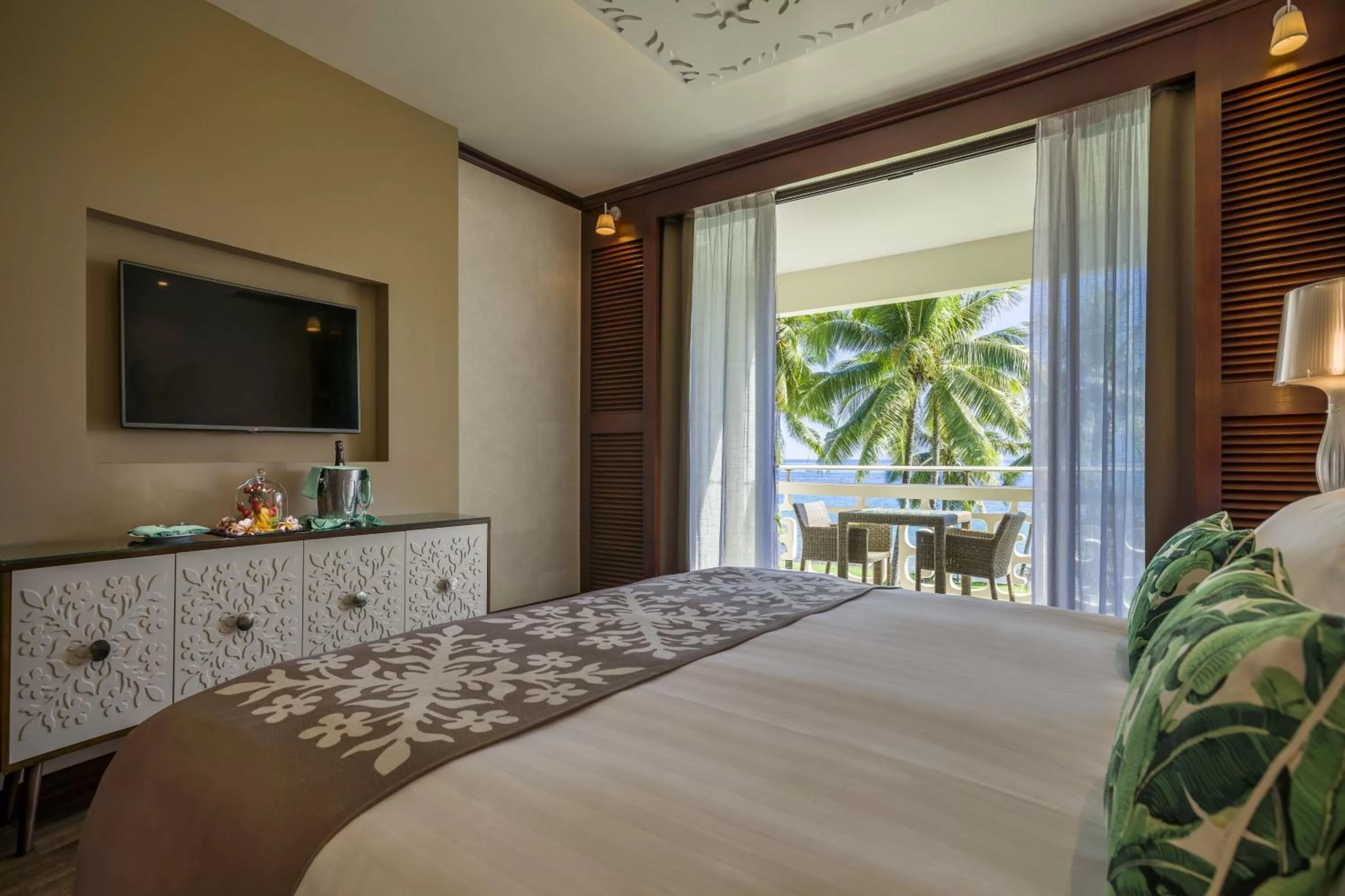 Photo of the whole room, Bed in InterContinental Tahiti Resort & Spa by IHG