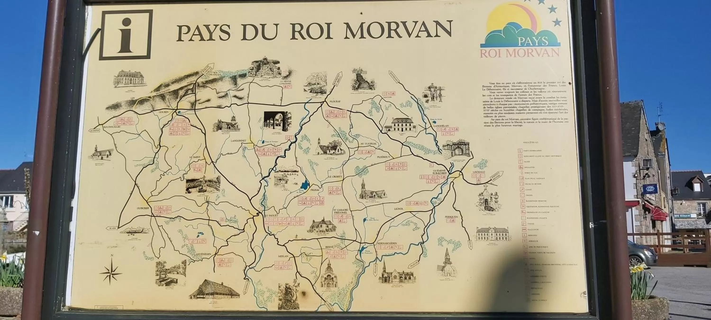 Nearby landmark in LES DEUX RIVIERES - Chambres & Table d'Hôtes -