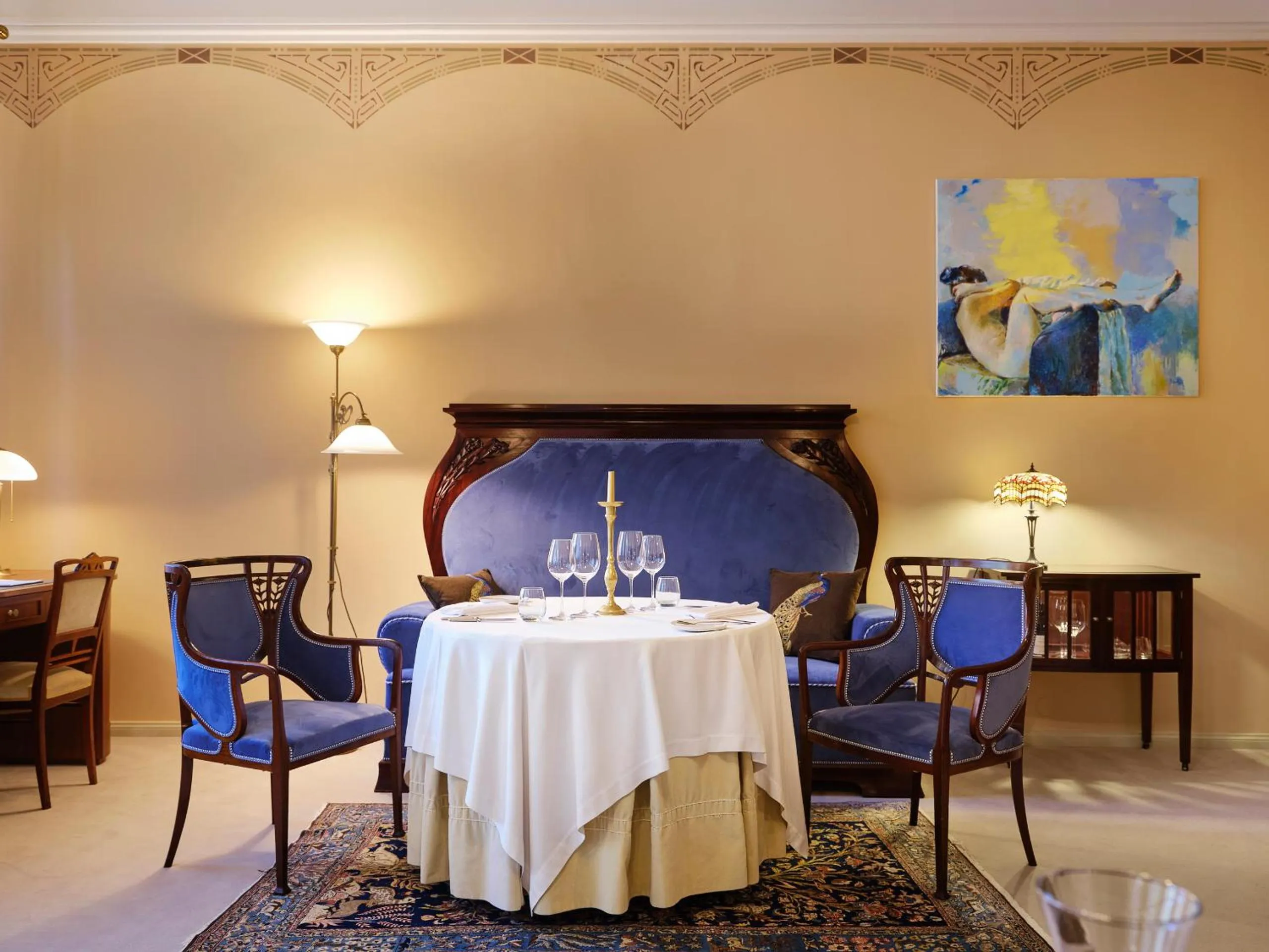 Seating area in Villa Ammende Restaurant and Hotel