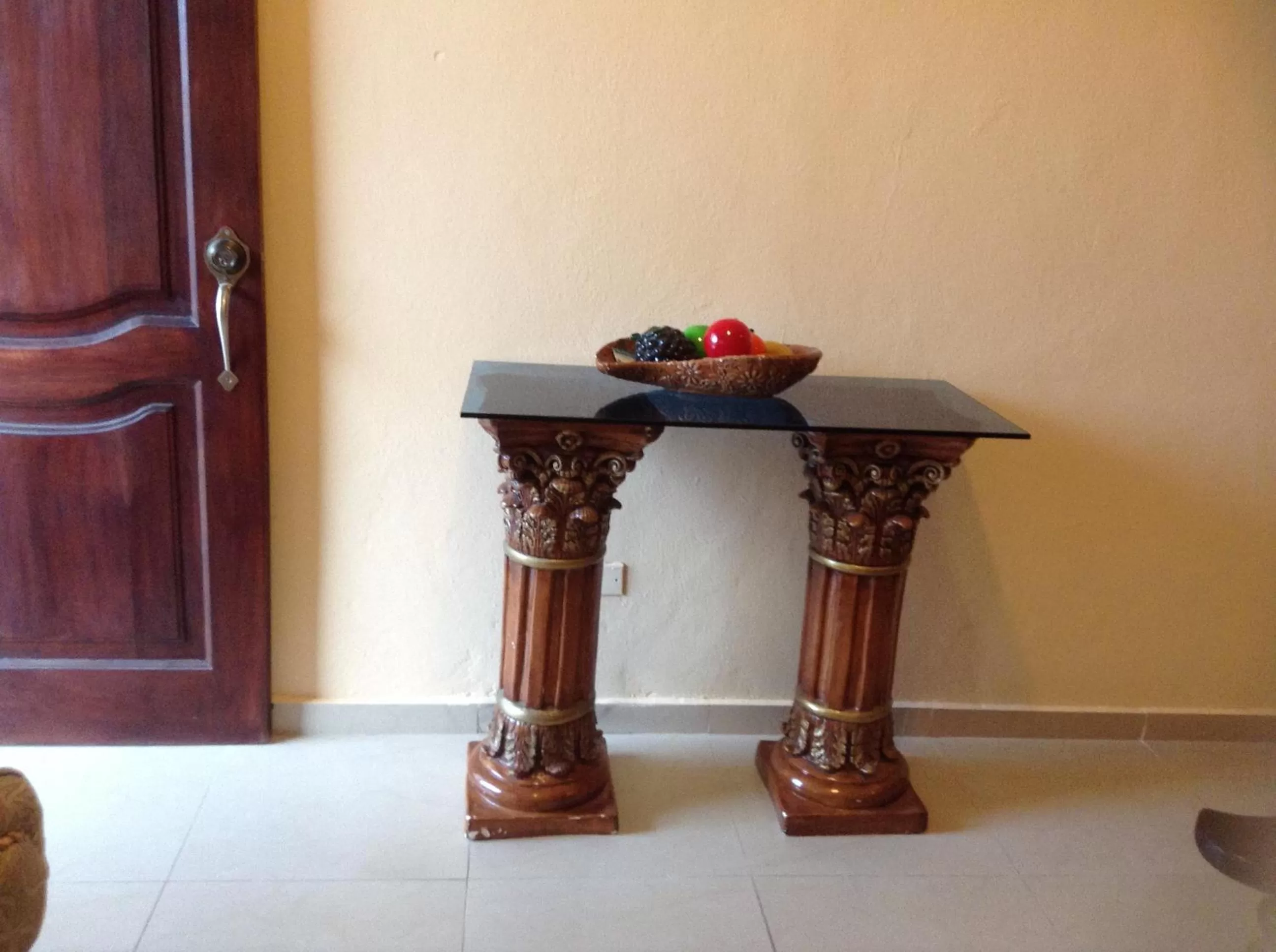 Living room in White Sands shared apartments