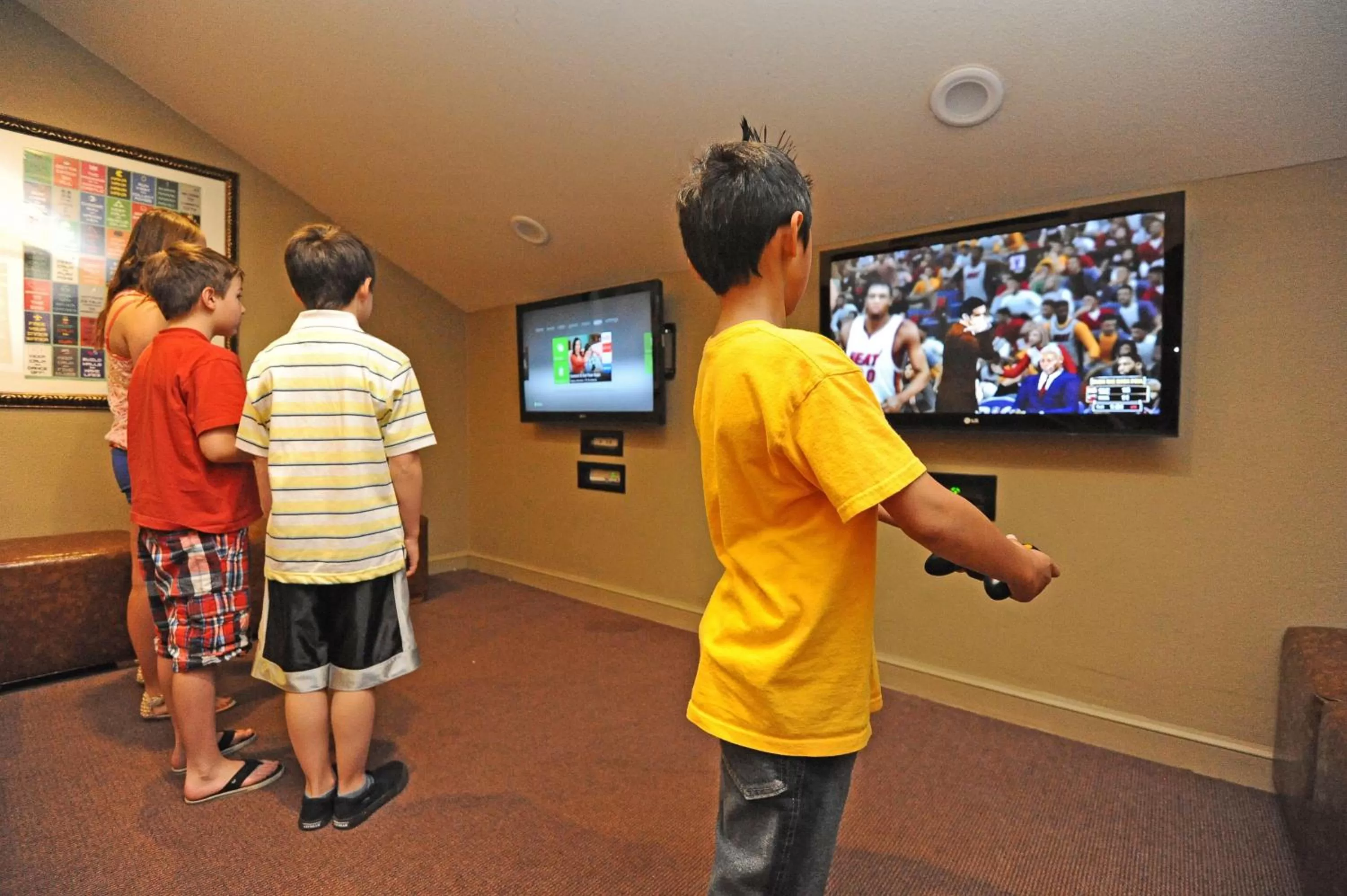 Game Room in Forest Suites Resort at the Heavenly Village