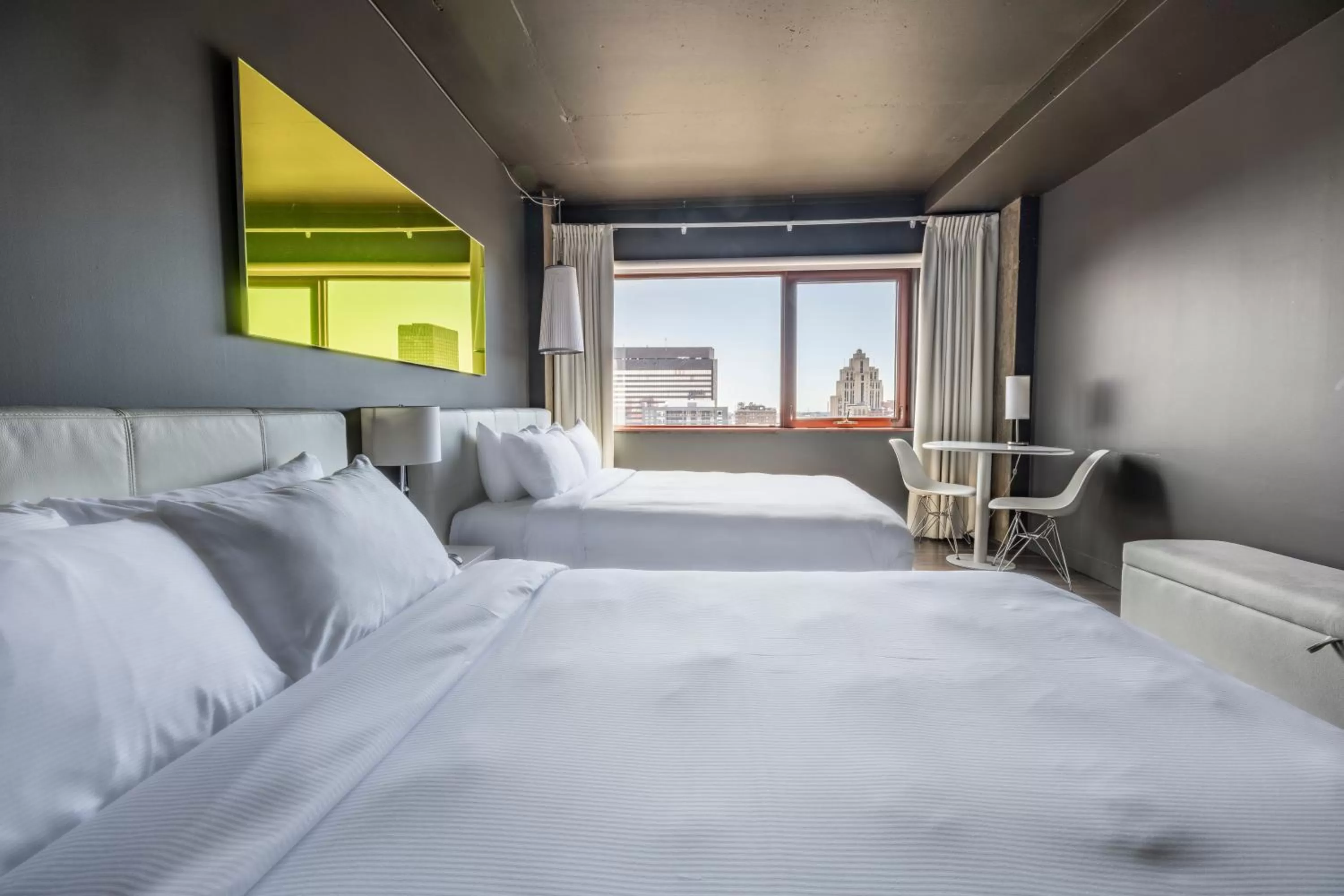 Bed in Hotel Zero 1 Montreal