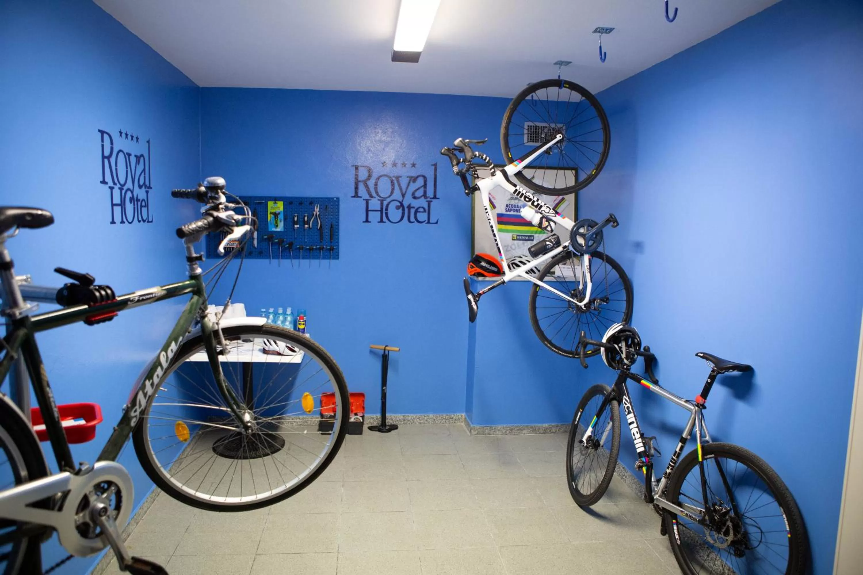 Cycling in Hotel Royal