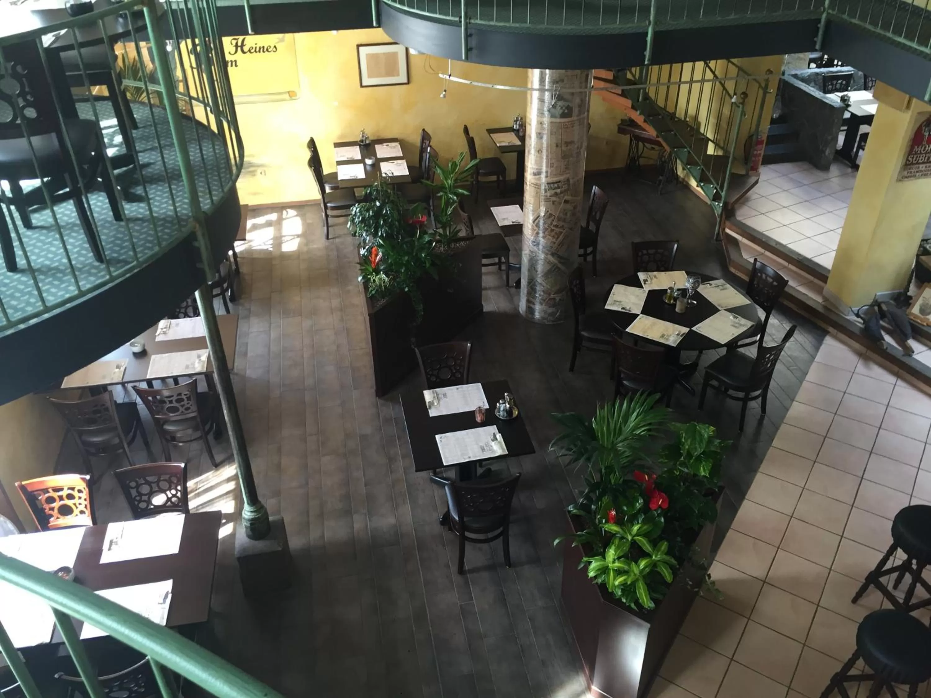 Restaurant/places to eat in Beim Heines