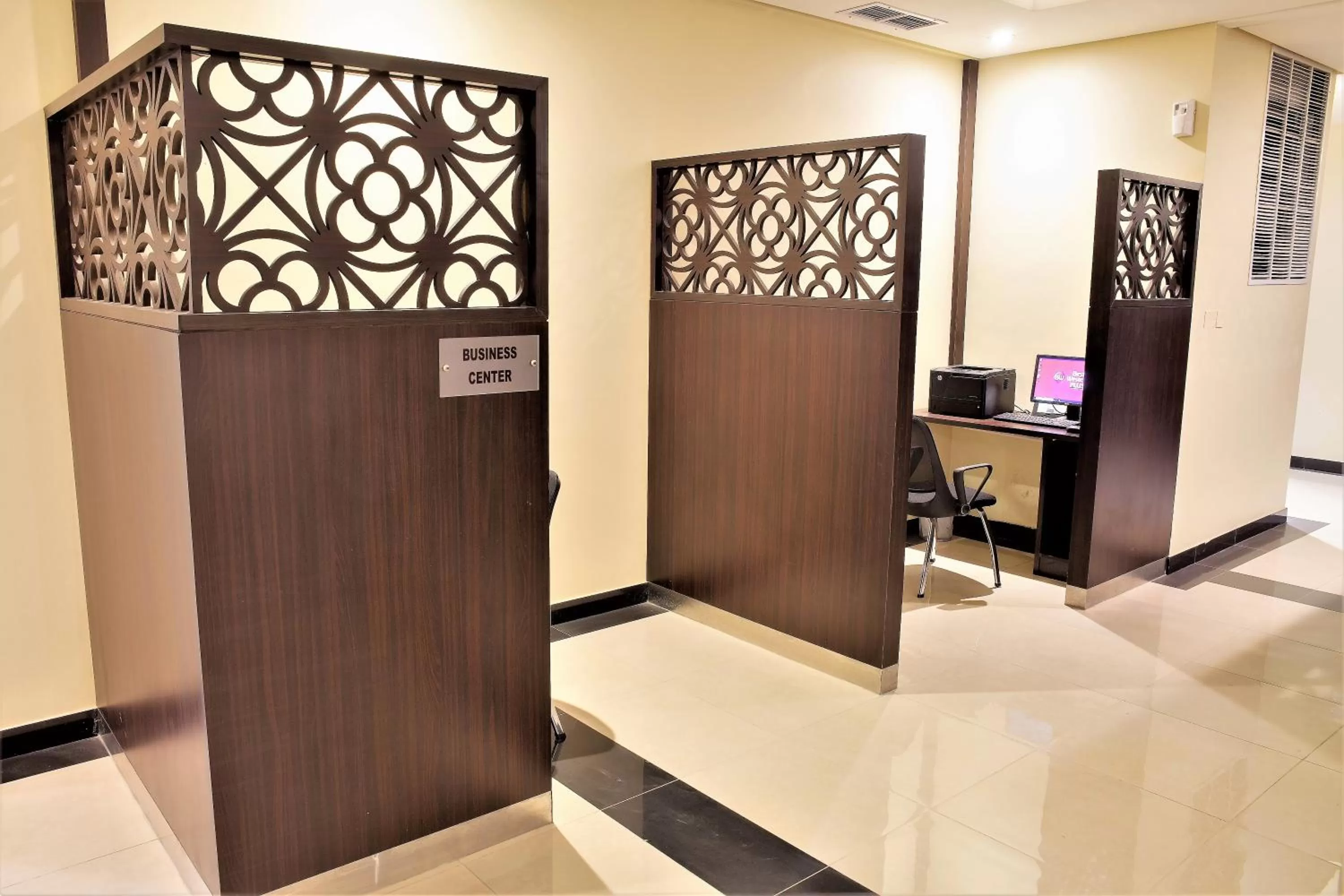 Business facilities in Best Western Plus Salmiya