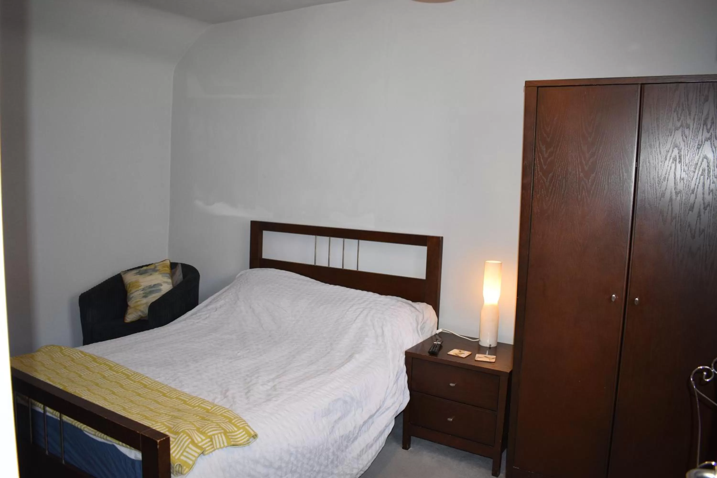 Bed in Middle Farm Villa B&B