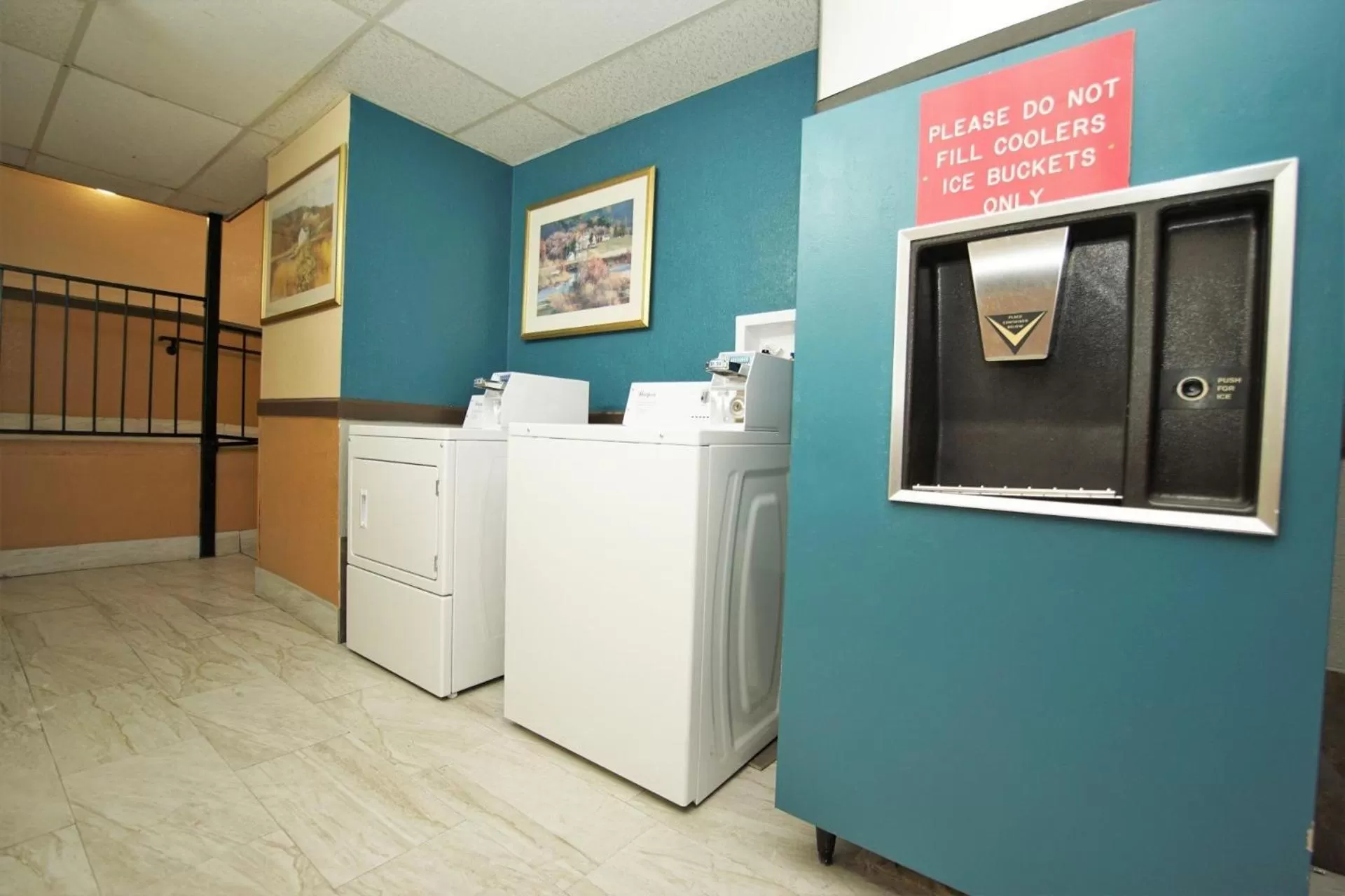 Other in Faribault Hometown Inn & Suites