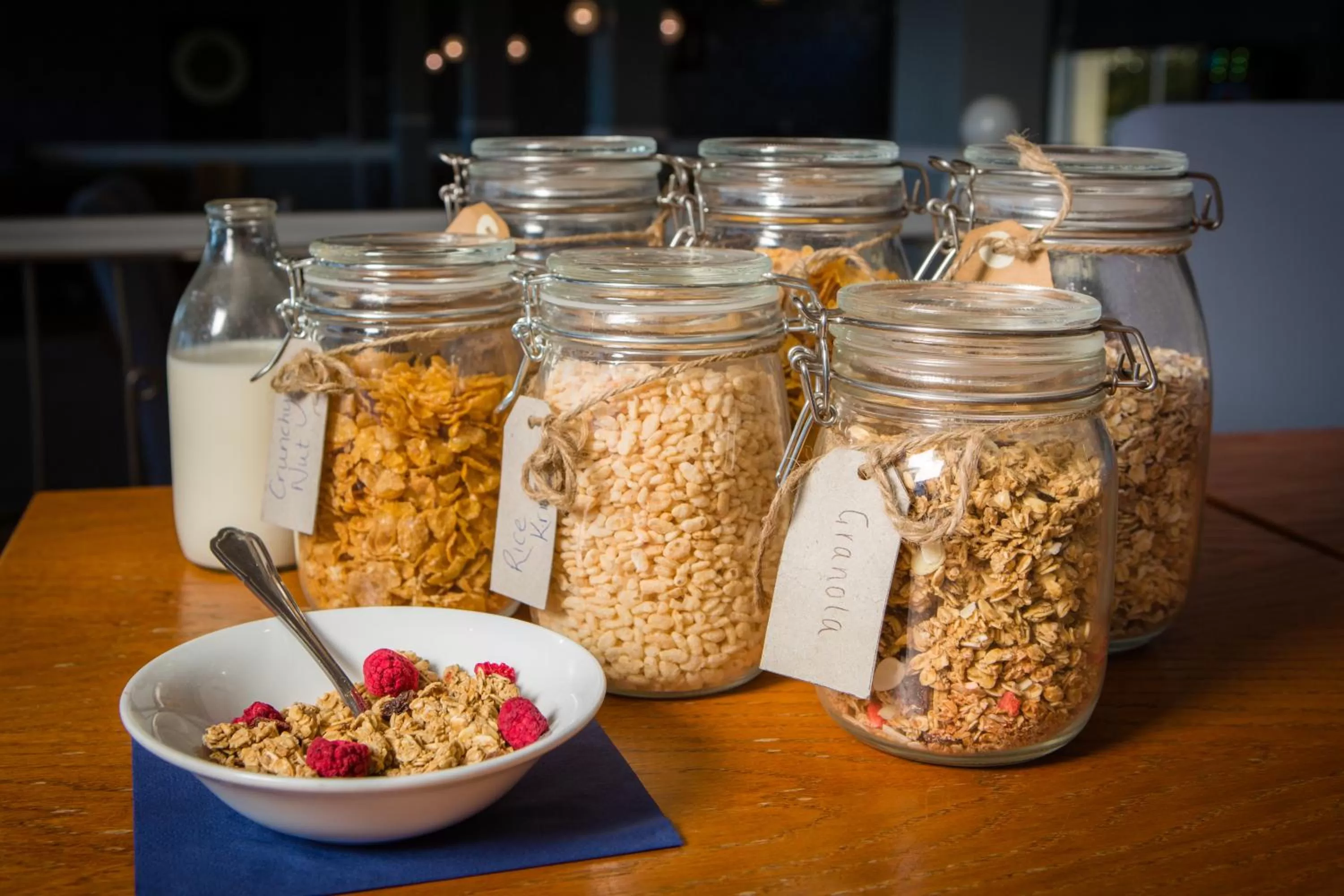 Food and drinks in Allseasons Hotel