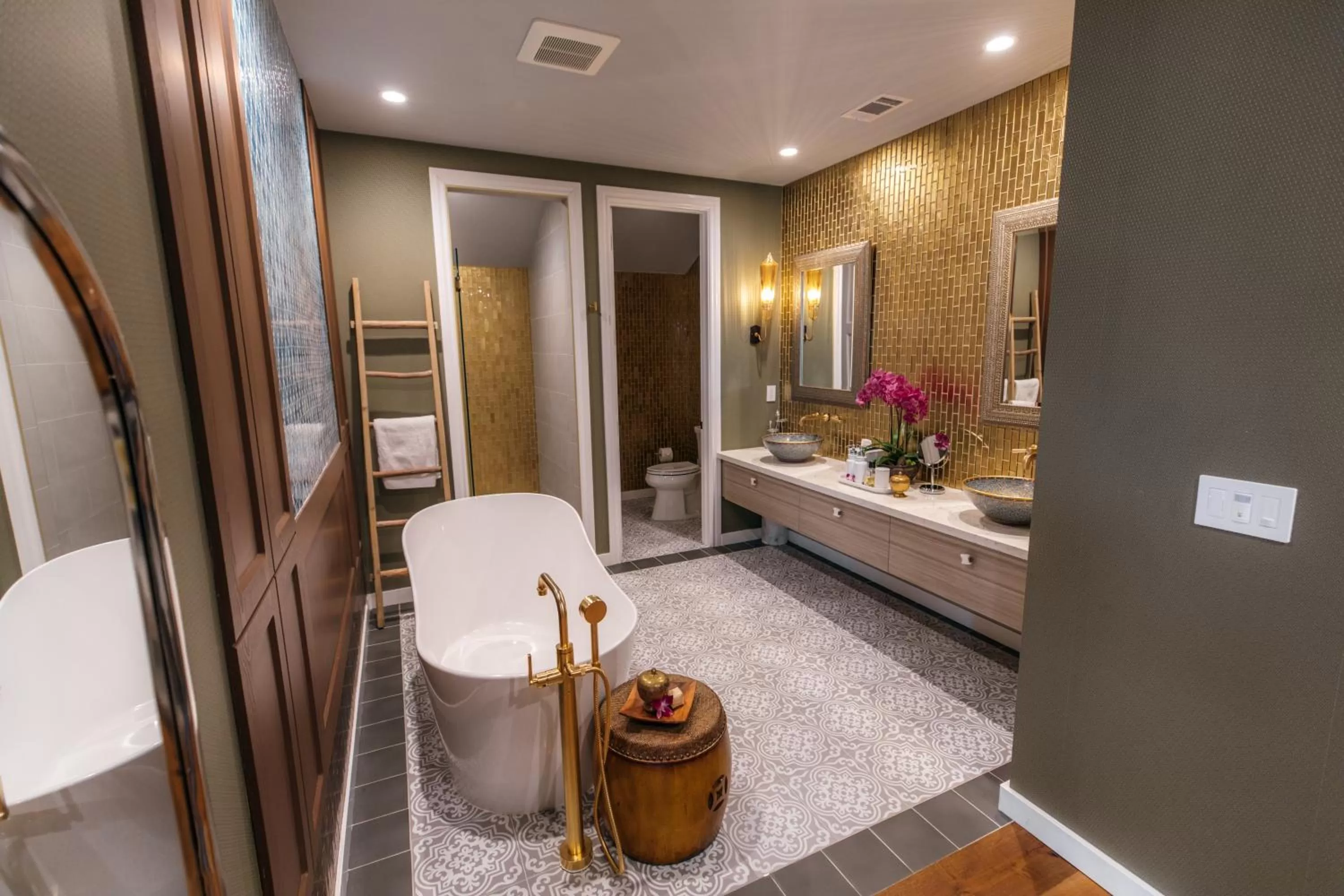 Bathroom in Bann at Oak Knoll Napa