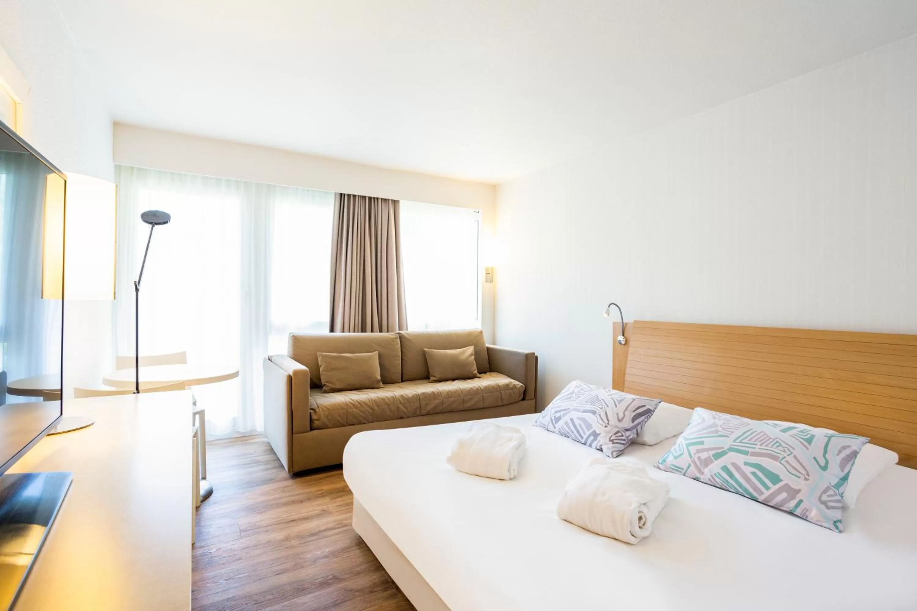 Bed in Novotel Thalassa Ile d'Oléron