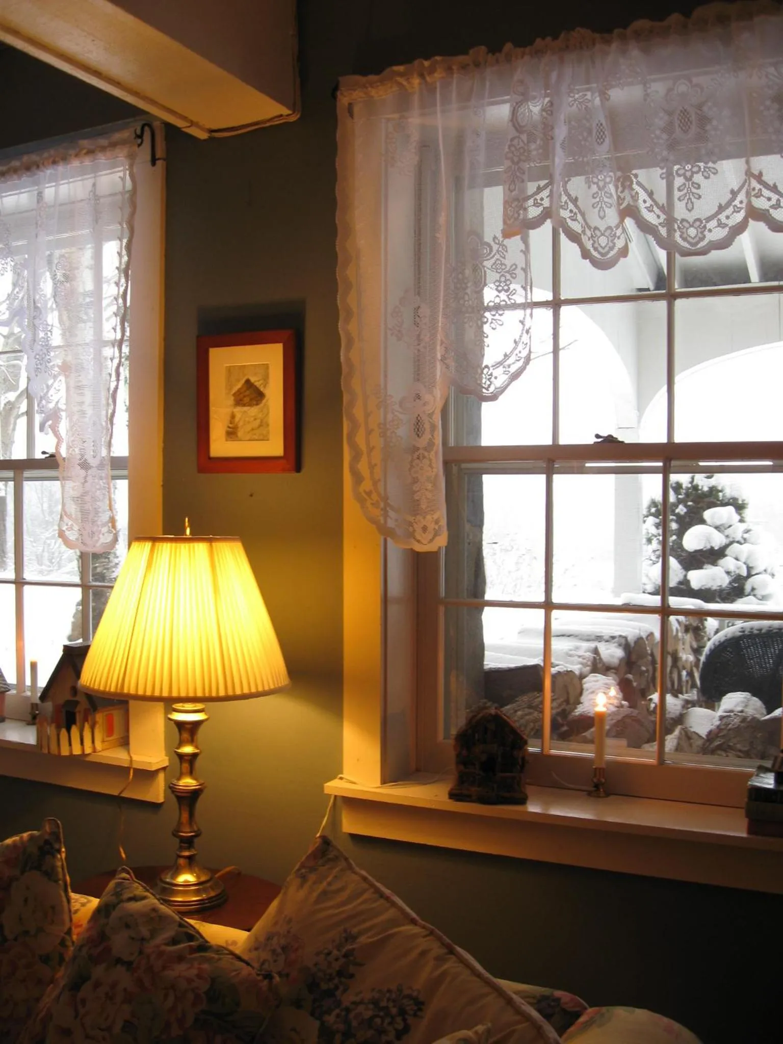 Decorative detail in Deerhill Inn