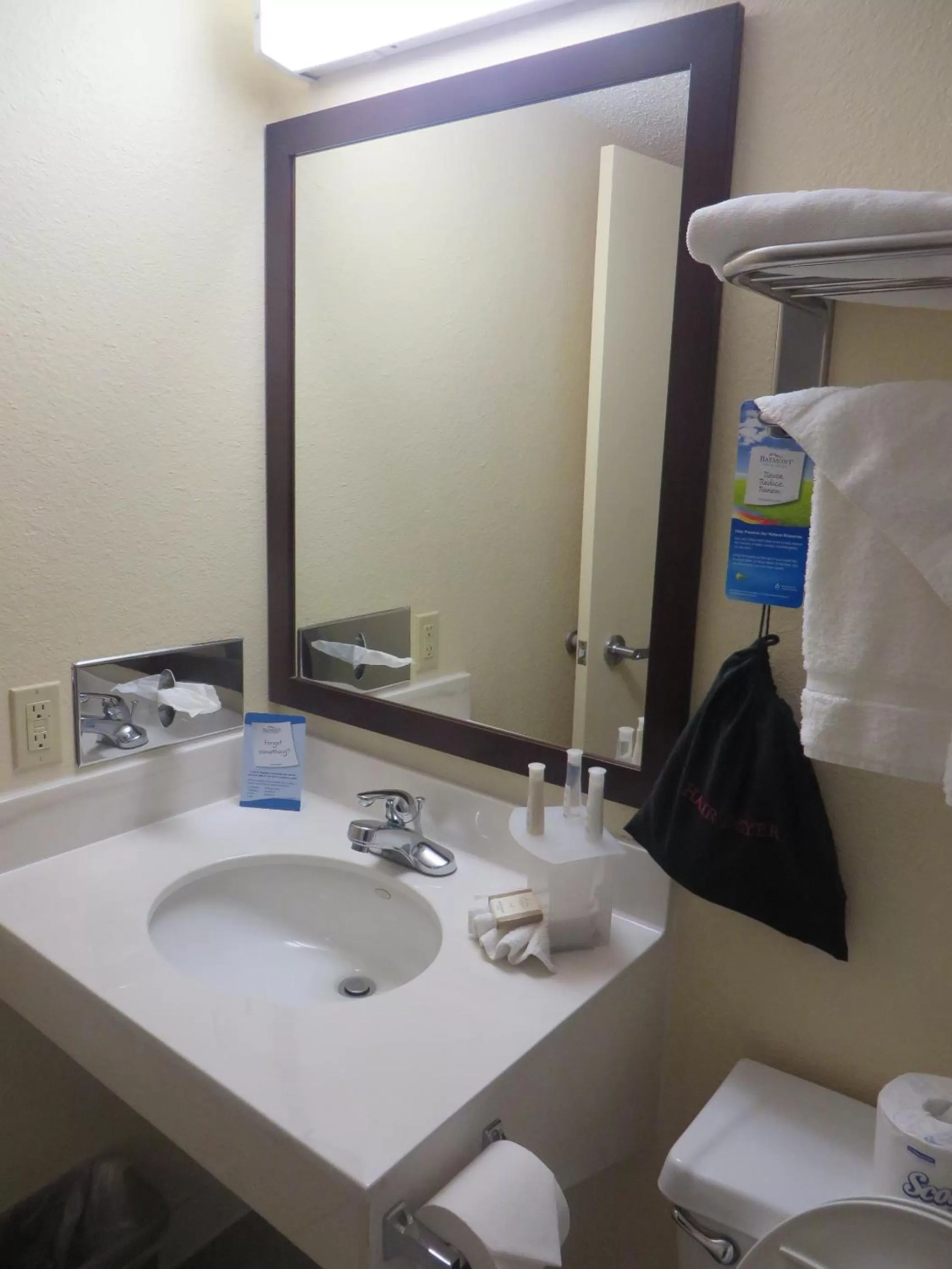 Bathroom in Baymont by Wyndham Jefferson City