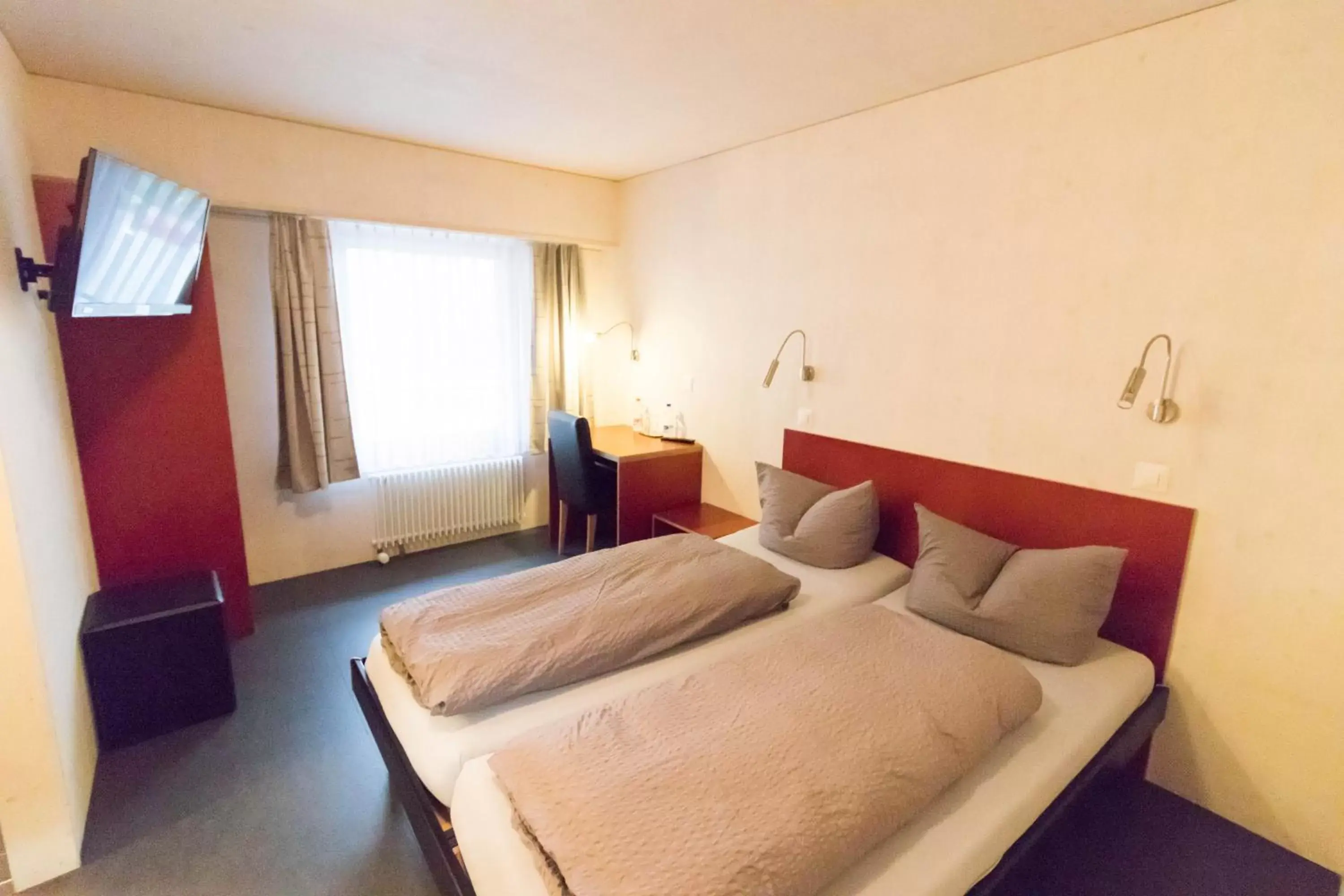 Standard Twin Room - single occupancy in Gasthaus Ochsen Standard Twin Room - single occupancy in Gasthaus Ochsen