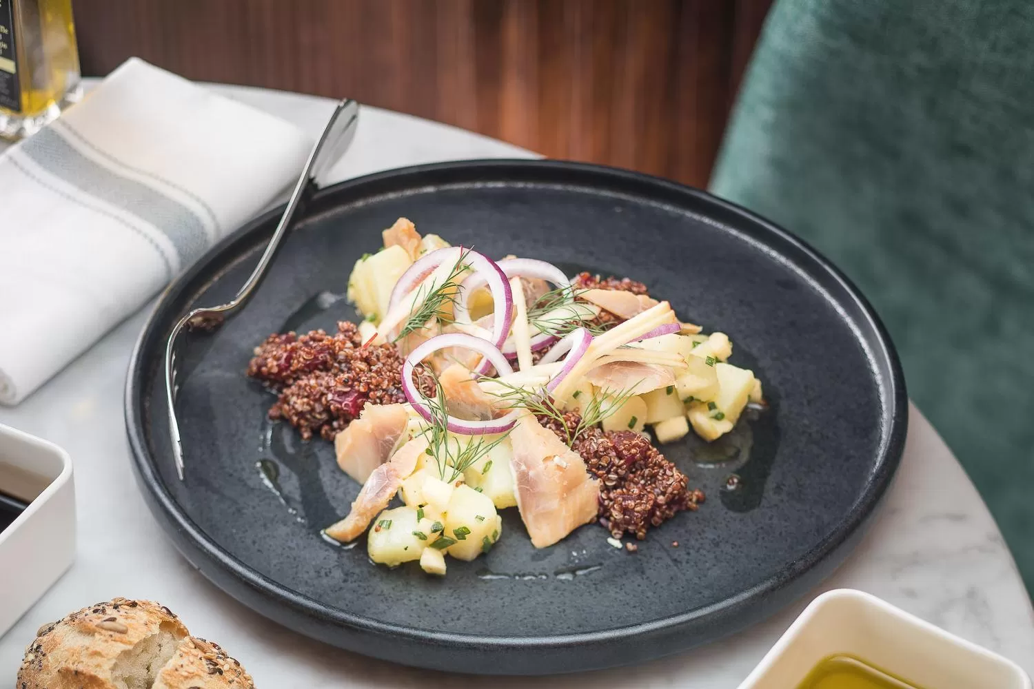 Food and drinks in L'Échappée - Hôtel Casino Dieppe