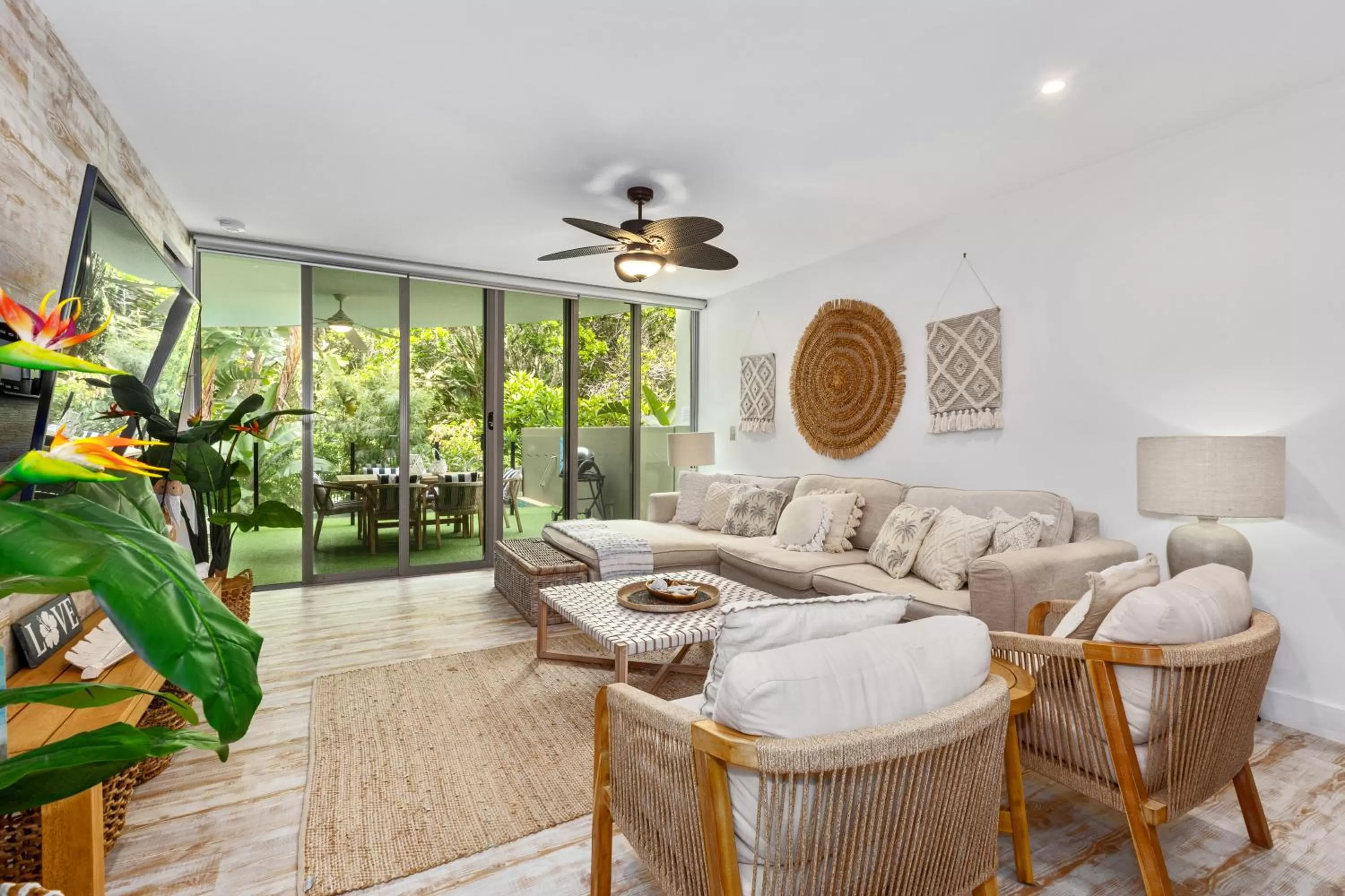 TV and multimedia in Cotton Beach Resort - Tweed Coast Holidays ®