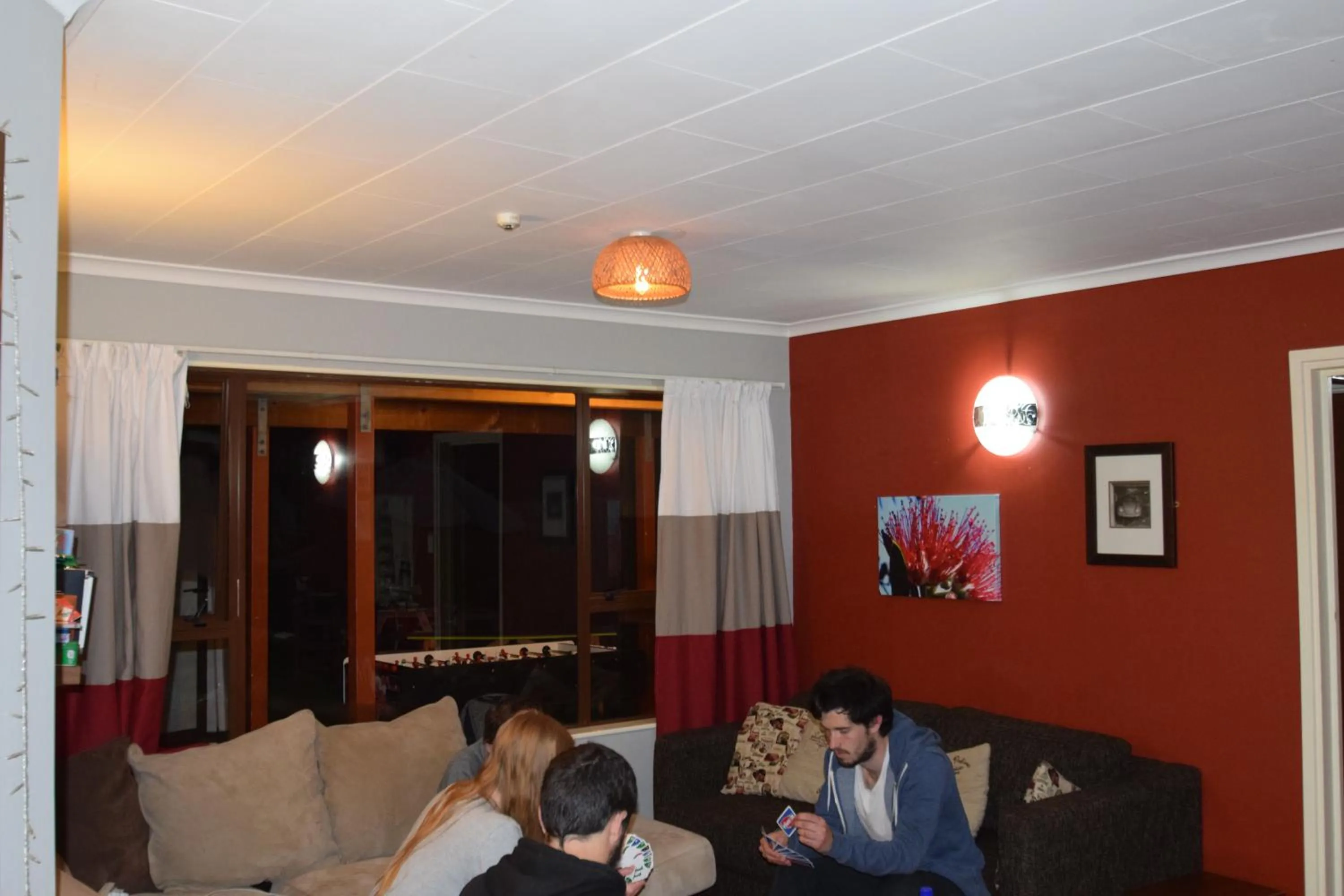 Living room in The Bug Backpackers