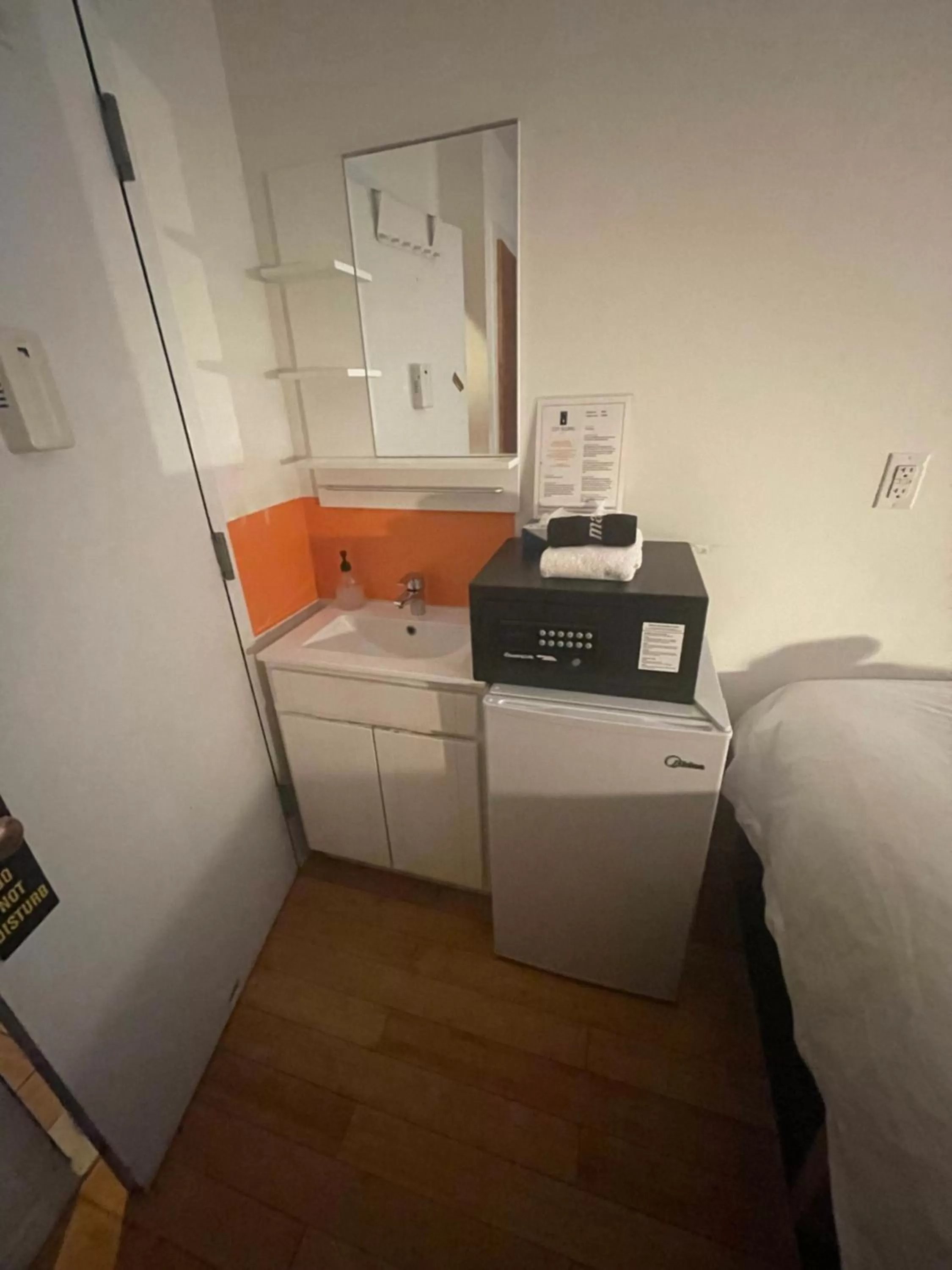 Bed in Chelsea Rooms NYC