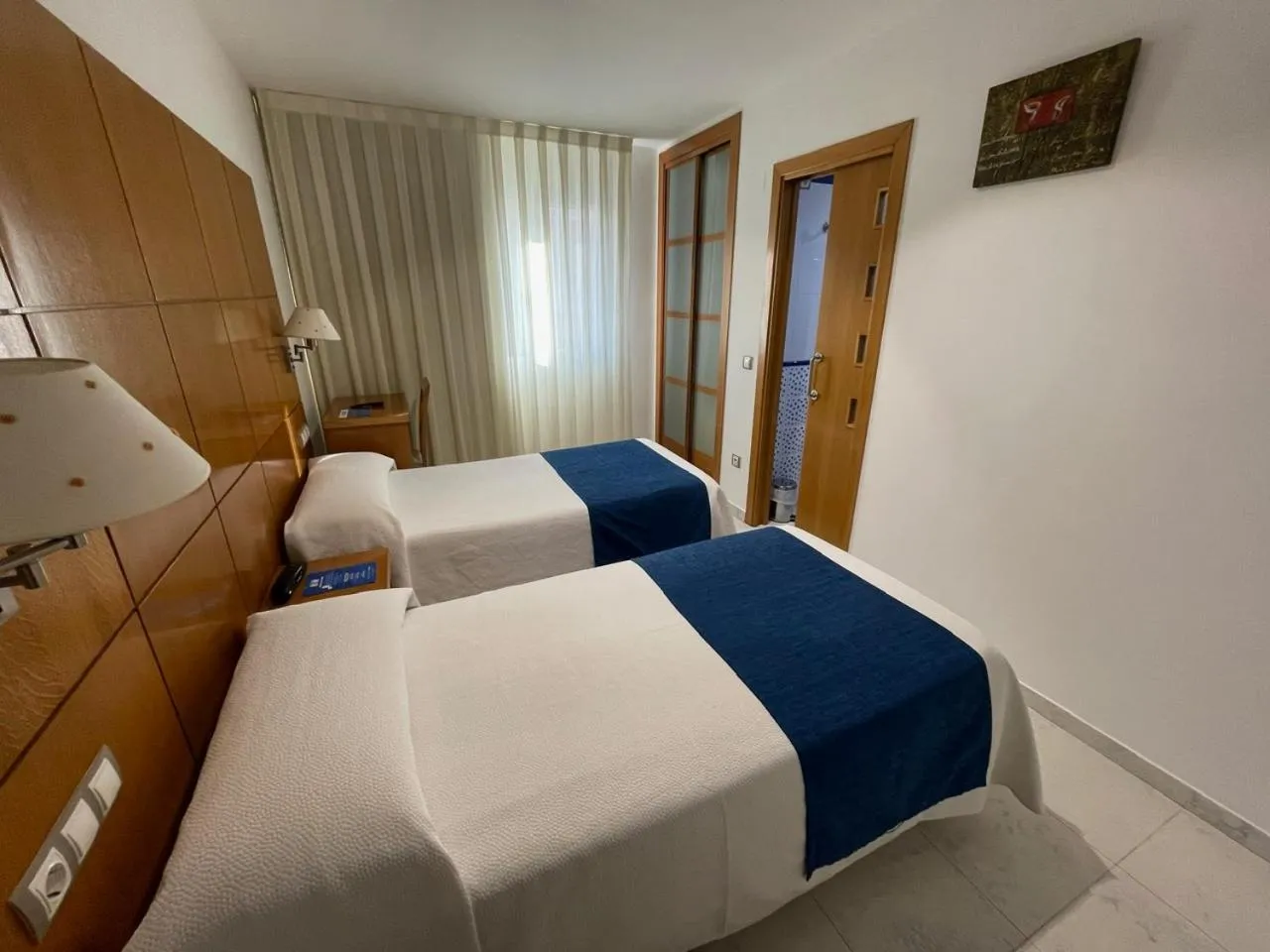 Photo of the whole room, Bed in Hotel Tio Pepe