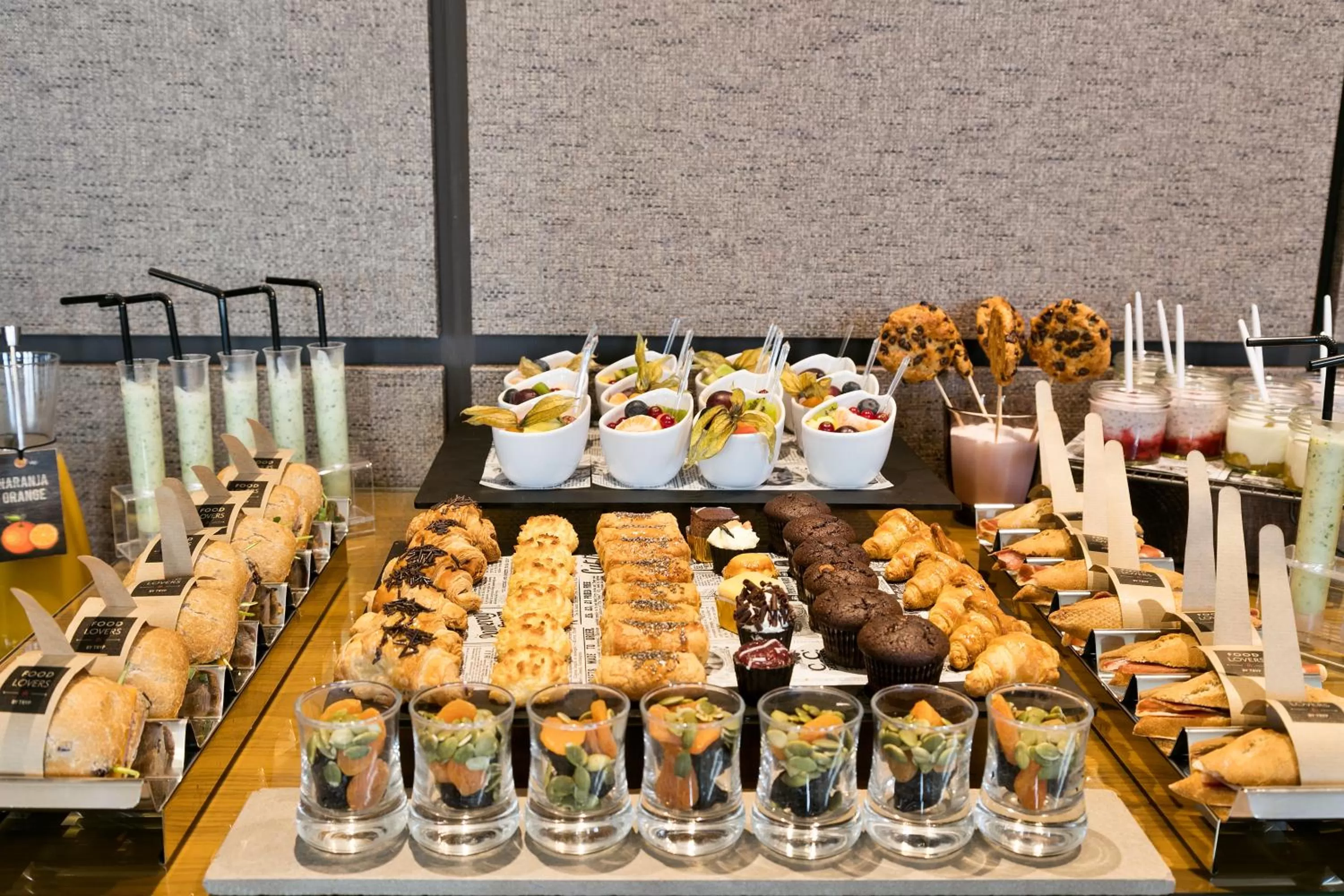 Breakfast in Hotel Barcelona Condal Mar Affiliated by Meliá